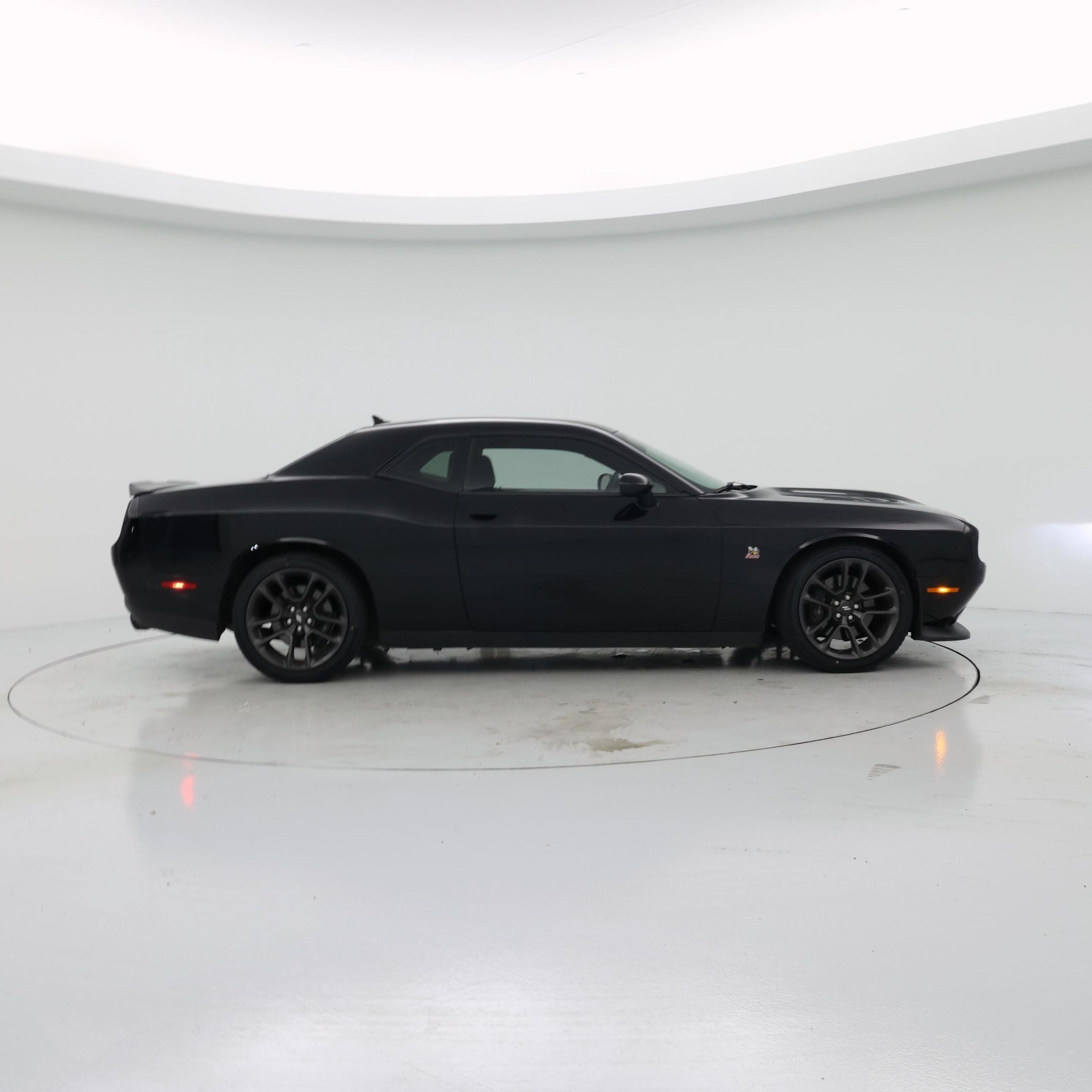 Thumbnail: 2021 Dodge Challenger - 7