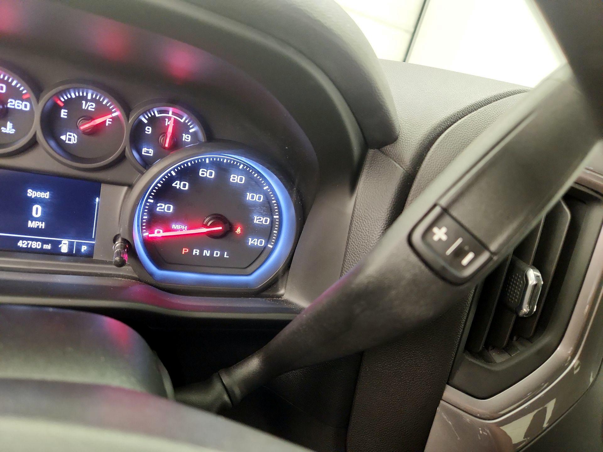 Thumbnail: 2023 Chevrolet Silverado 1500 - 17