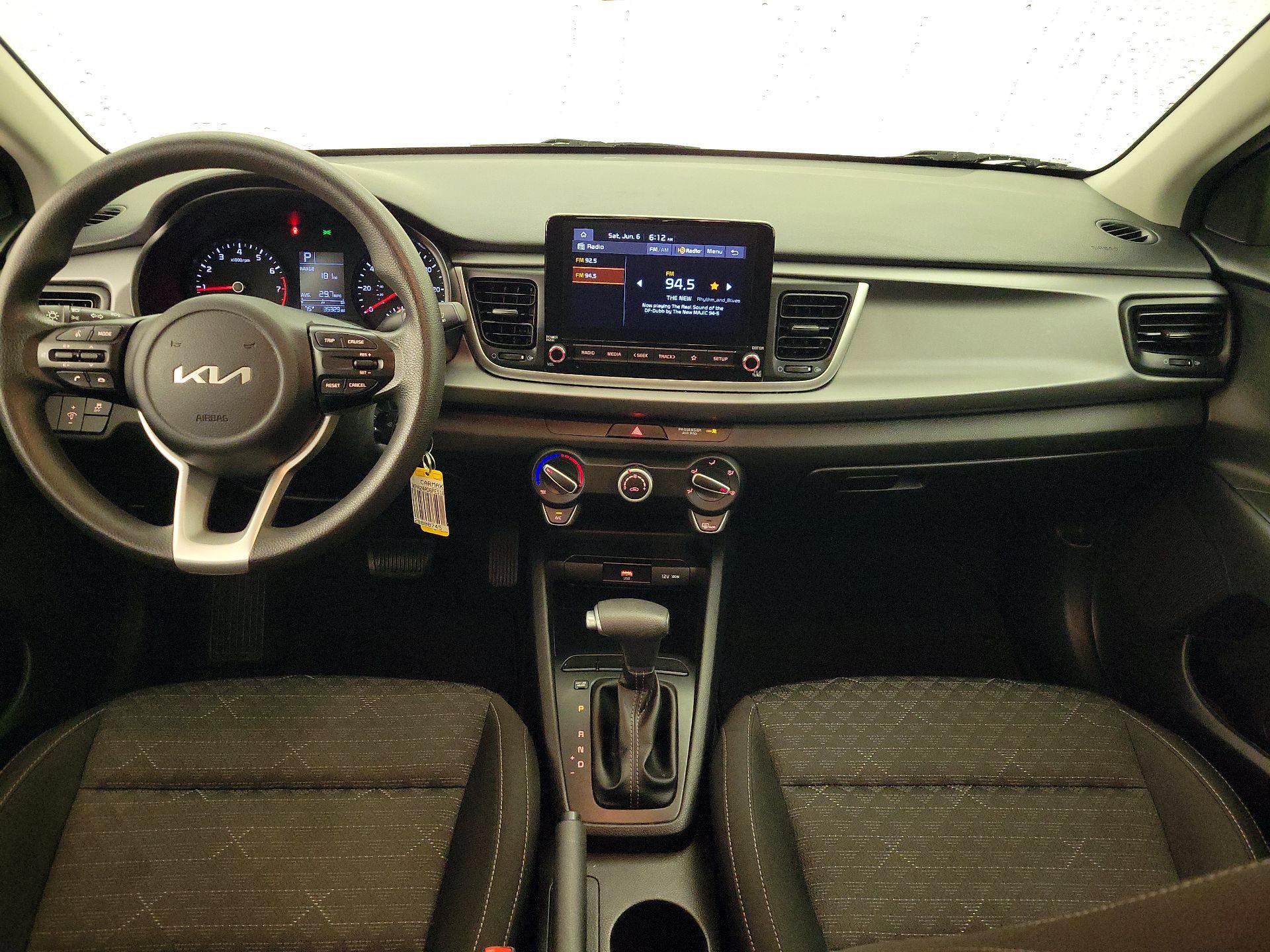 Thumbnail: 2023 Kia Rio - 9