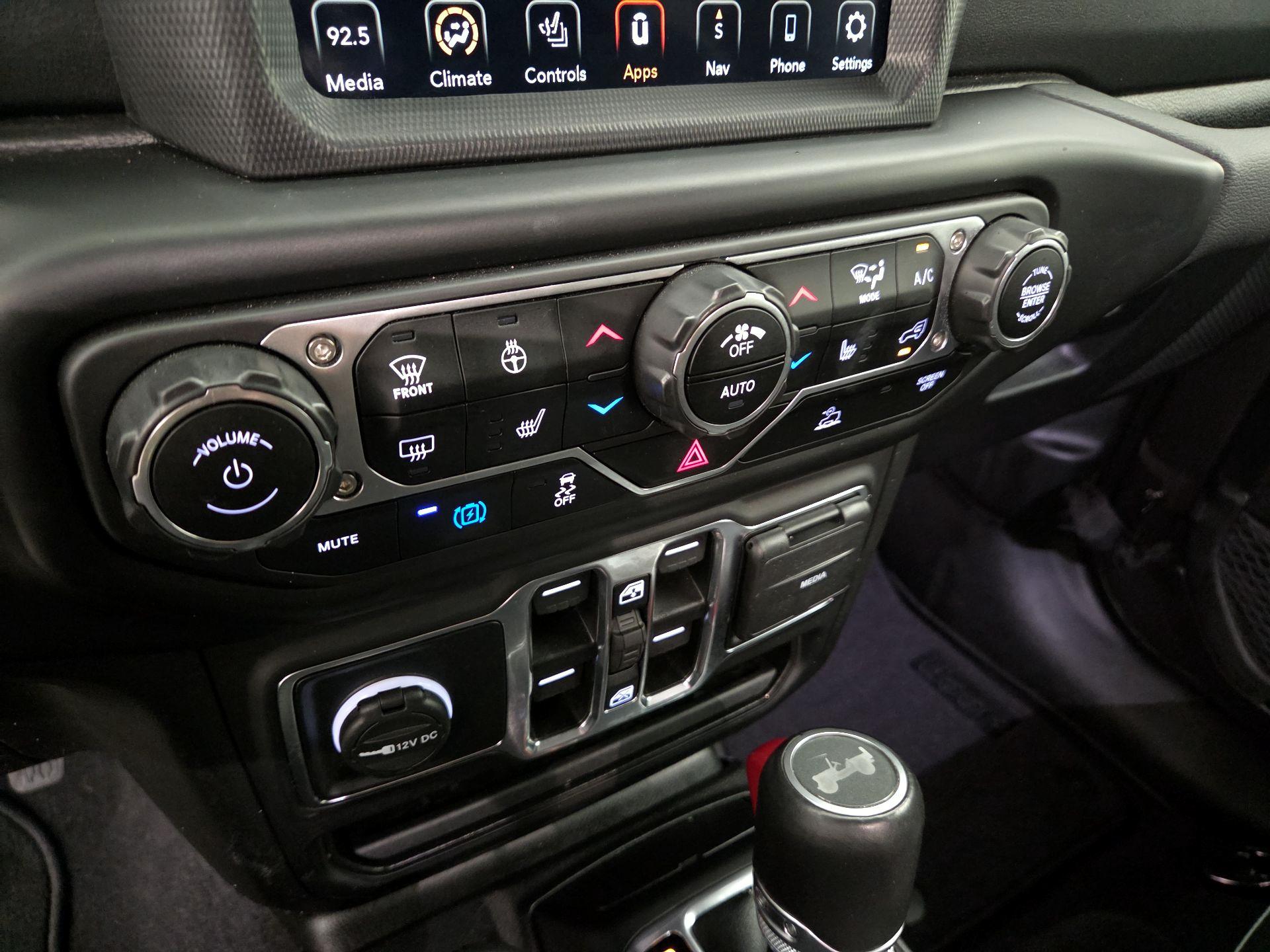 Thumbnail: 2023 Jeep Wrangler - 16