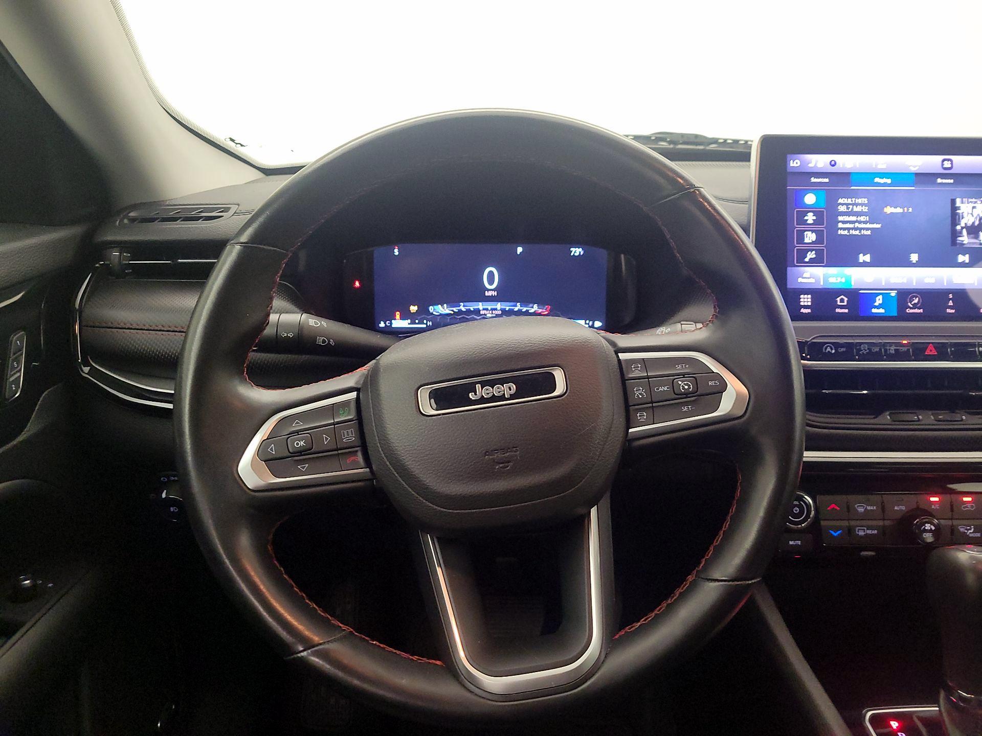 Thumbnail: 2022 Jeep Compass - 10