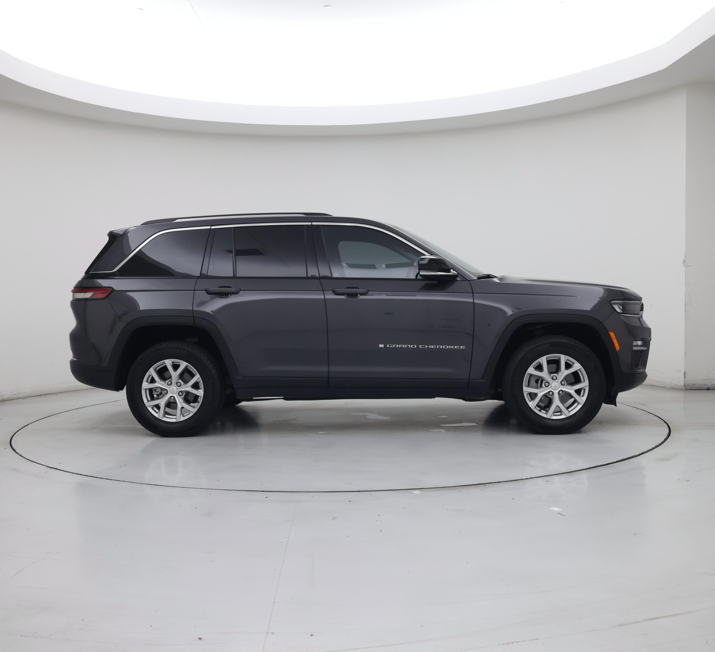 Thumbnail: 2023 Jeep Grand Cherokee - 7