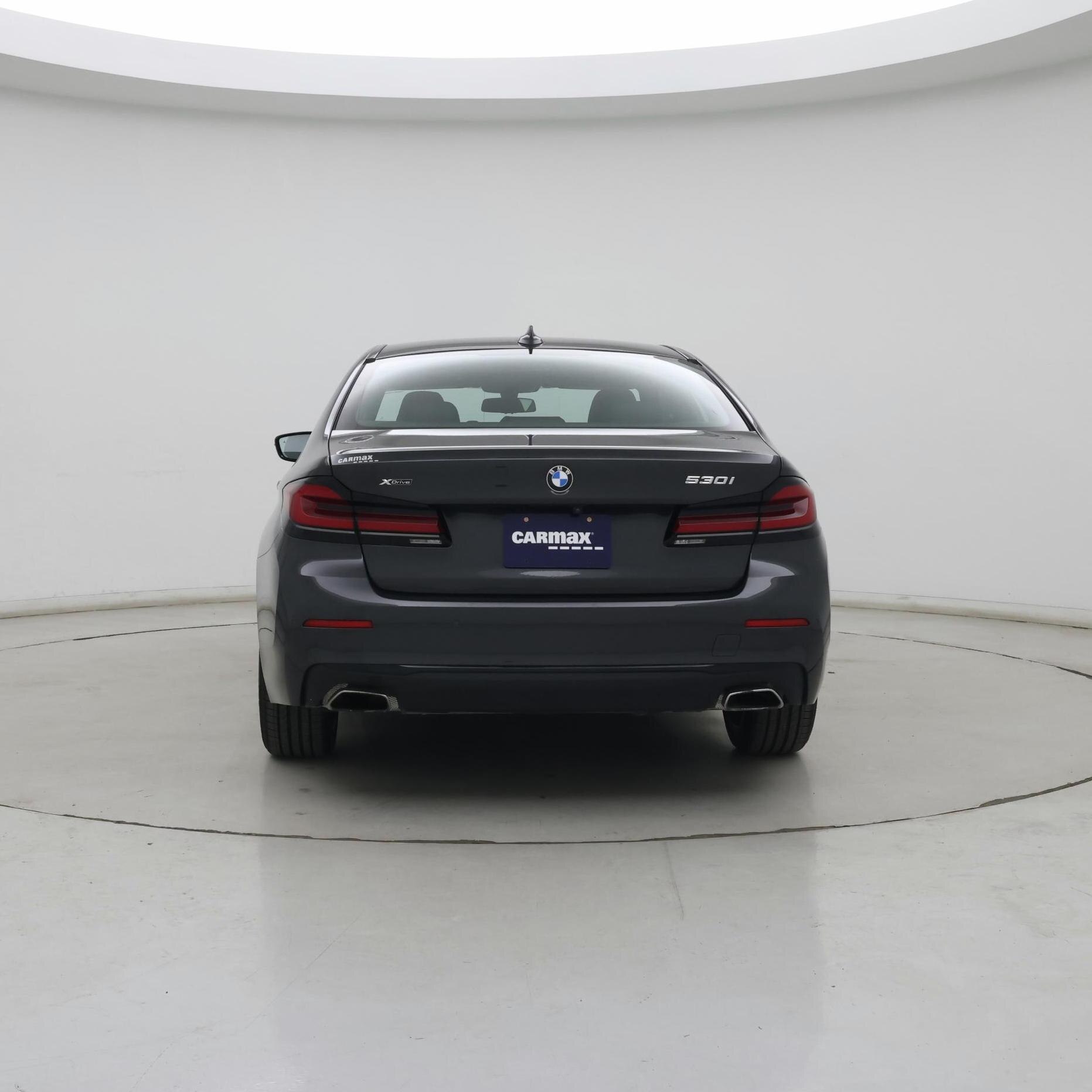 Thumbnail: 2023 BMW 5 Series - 6