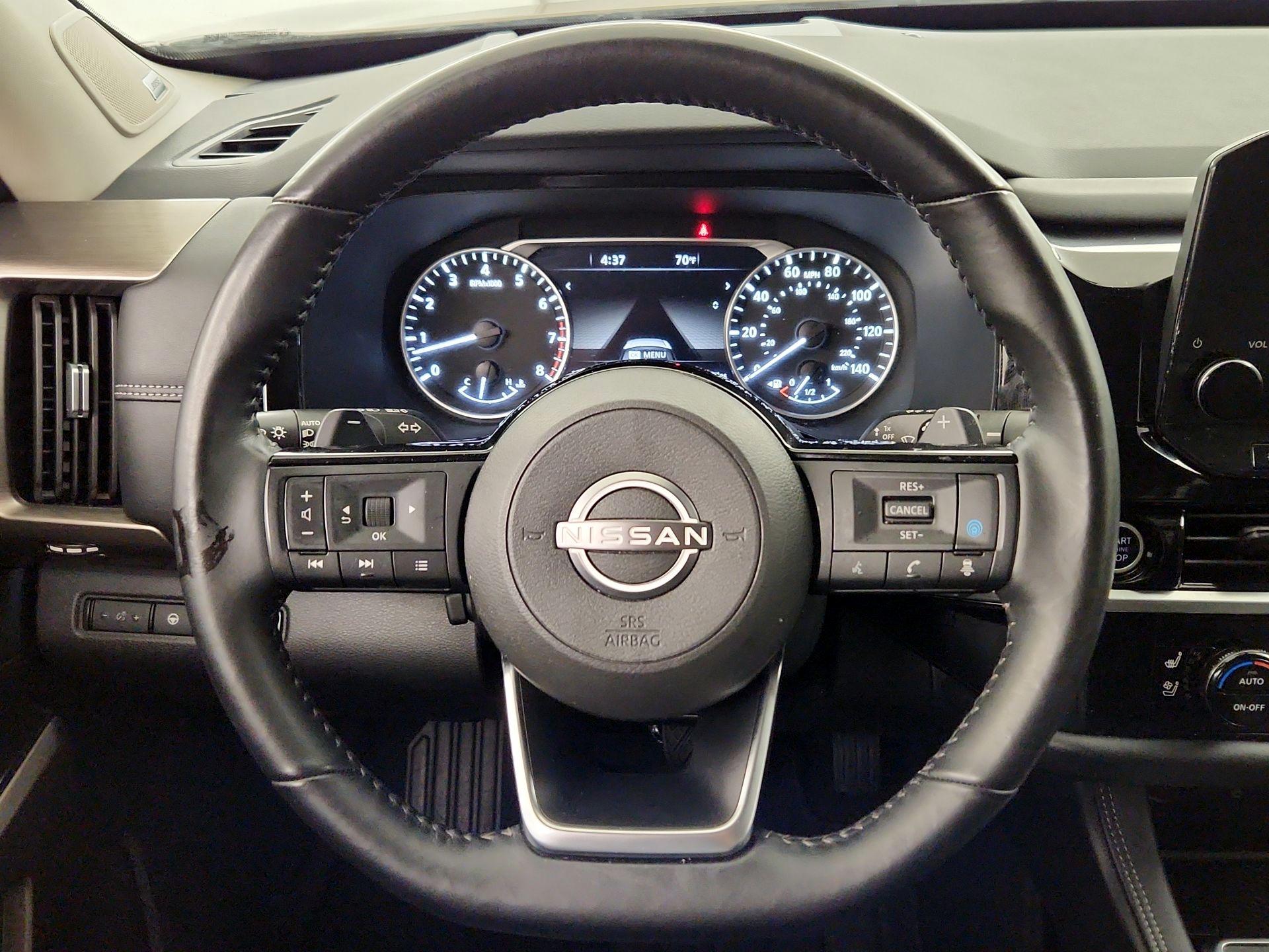 Thumbnail: 2023 Nissan Pathfinder - 10