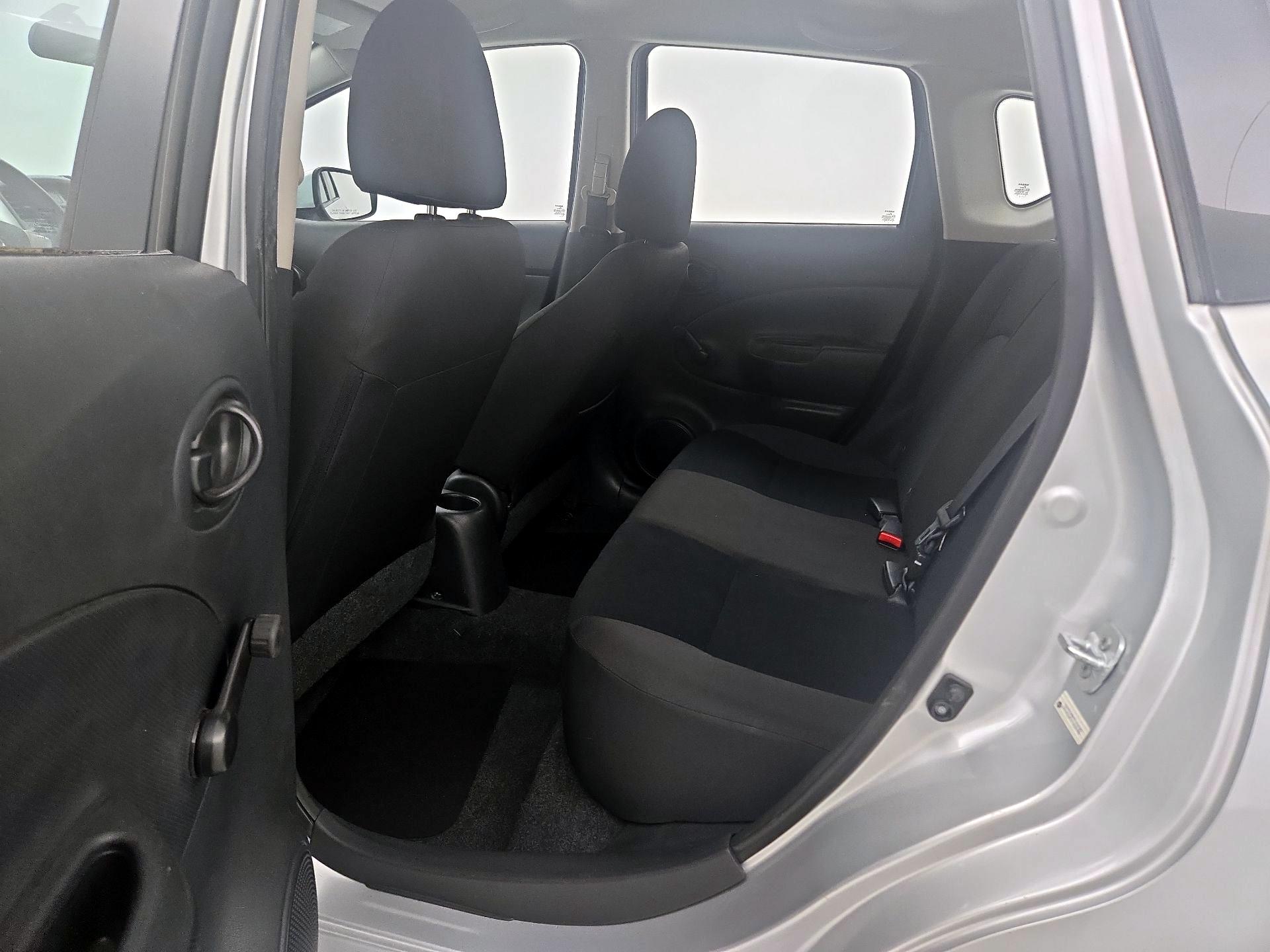 Thumbnail: 2015 Nissan Versa Note - 18