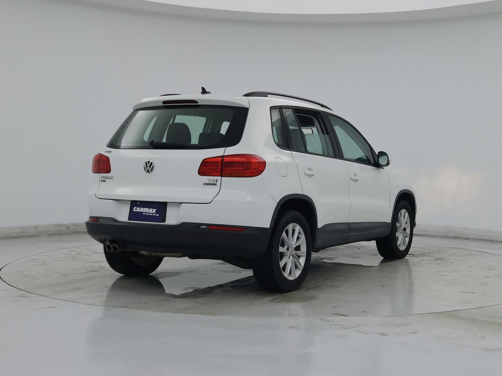 2017 Volkswagen Tiguan Limited Base - Photo 9