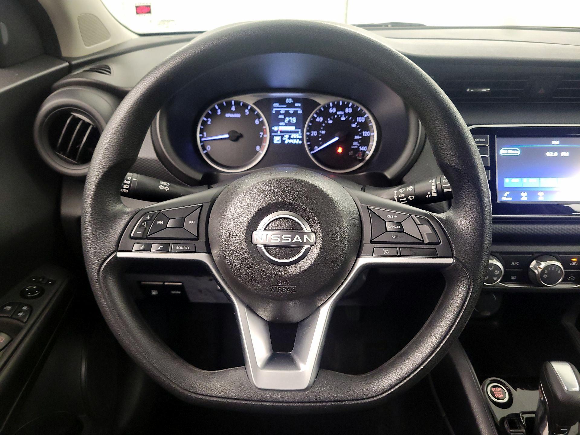 Thumbnail: 2022 Nissan Kicks - 10