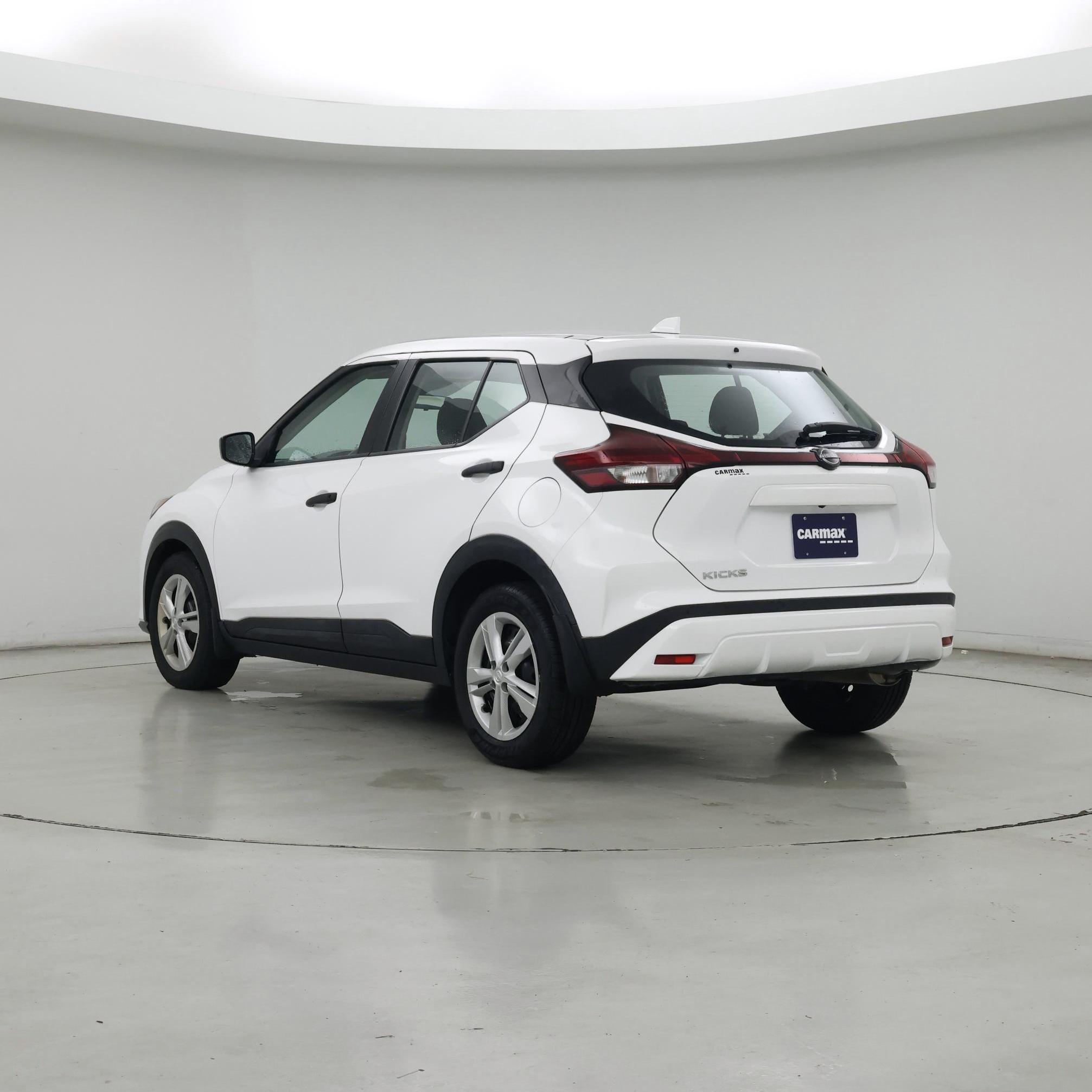 Thumbnail: 2022 Nissan Kicks - 2