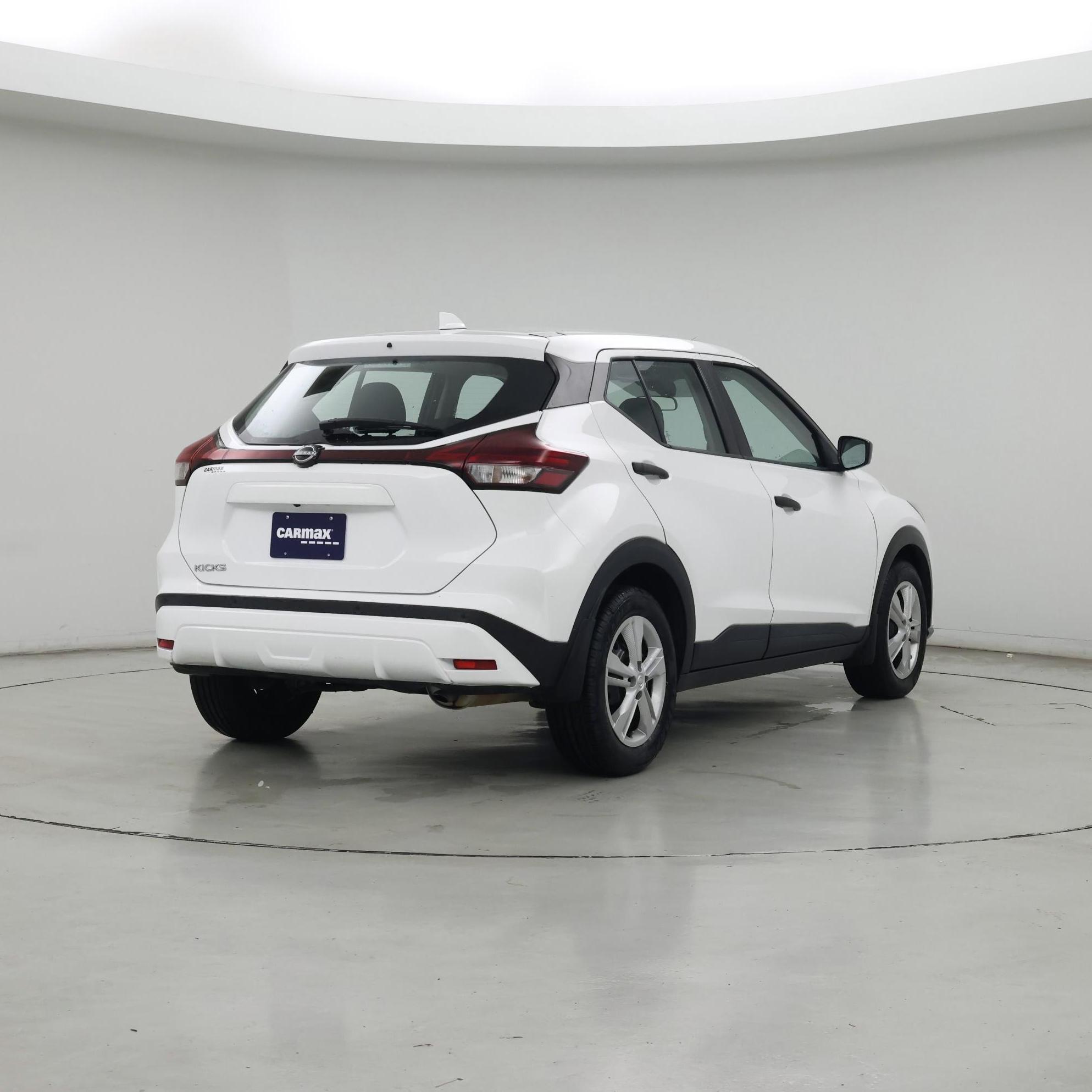 Thumbnail: 2022 Nissan Kicks - 8