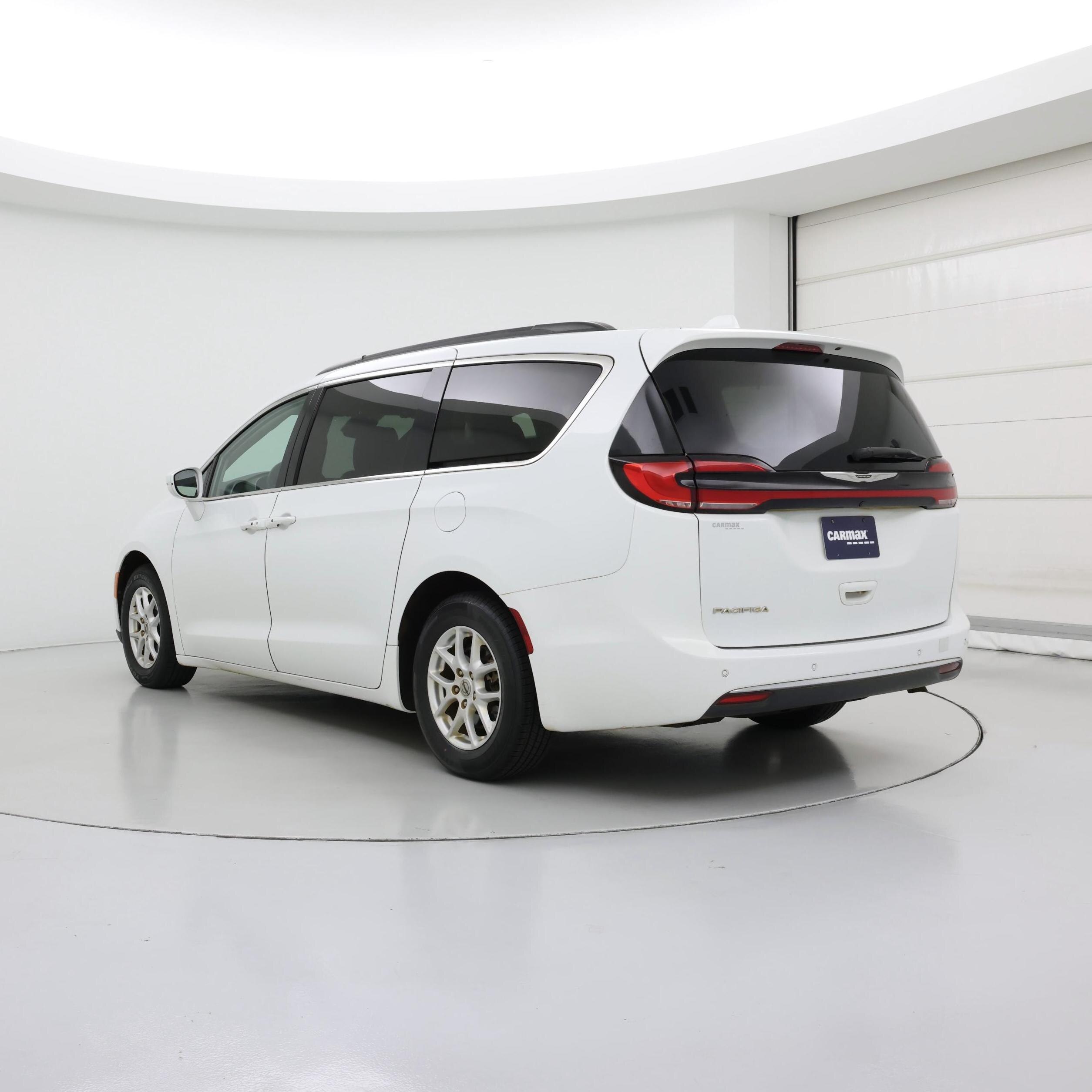 Thumbnail: 2022 Chrysler Pacifica - 2