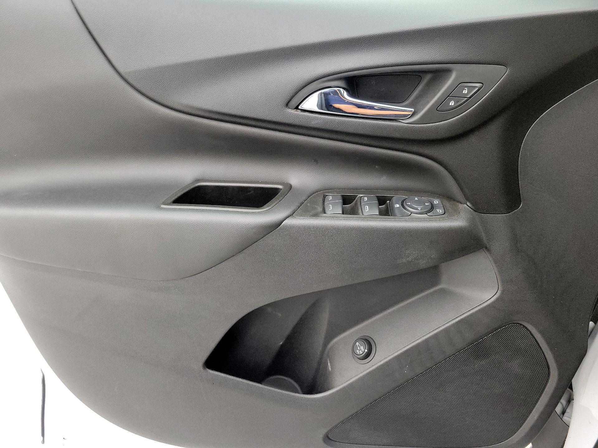 Thumbnail: 2021 Chevrolet Equinox - 12