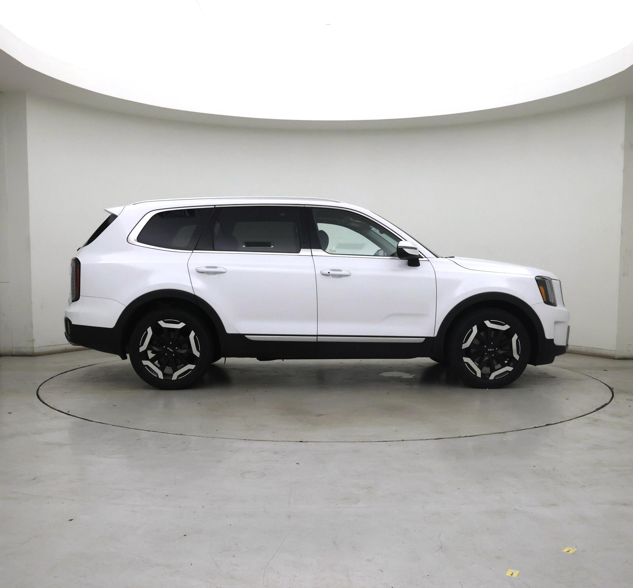 Thumbnail: 2023 Kia Telluride - 7