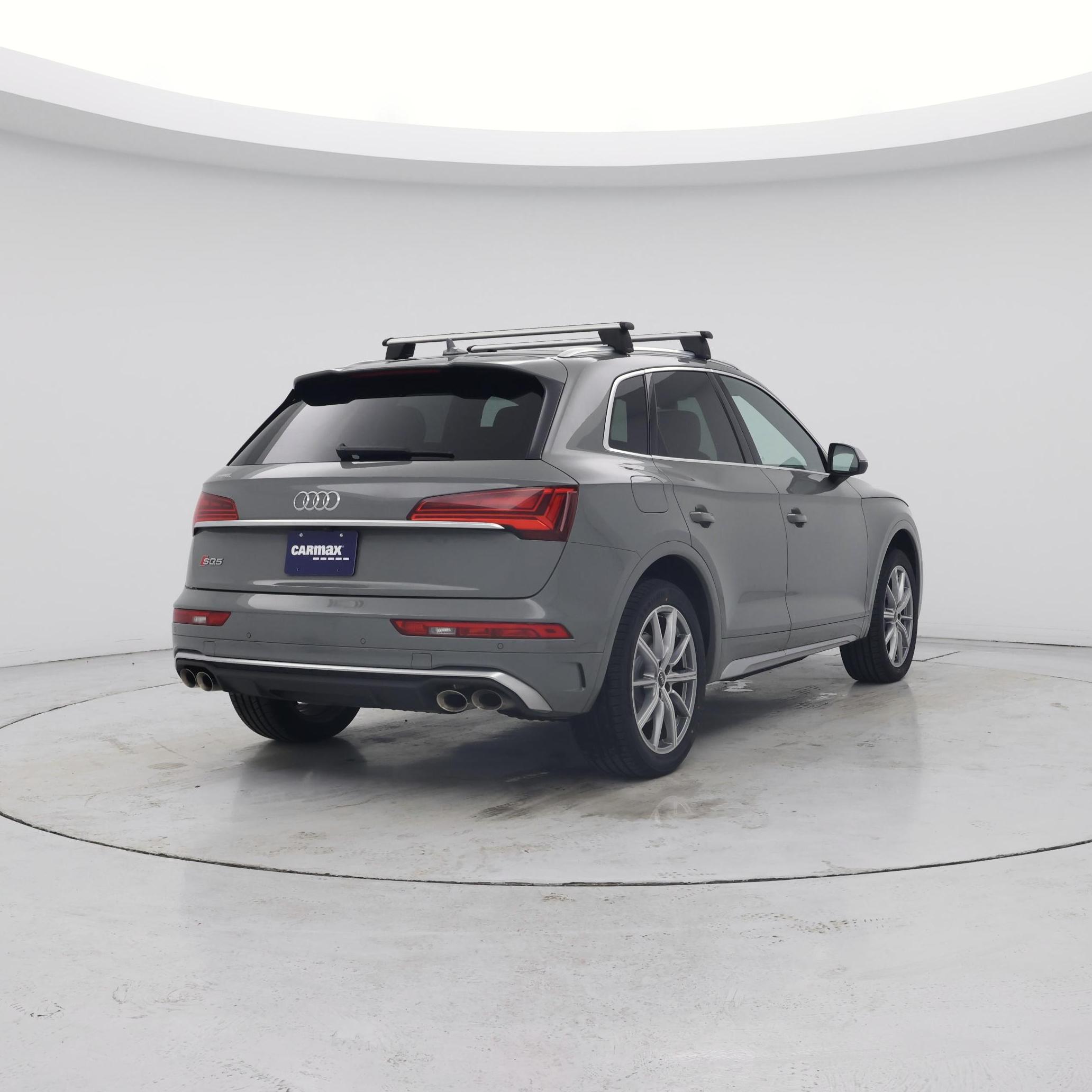 Thumbnail: 2022 Audi SQ5 - 8