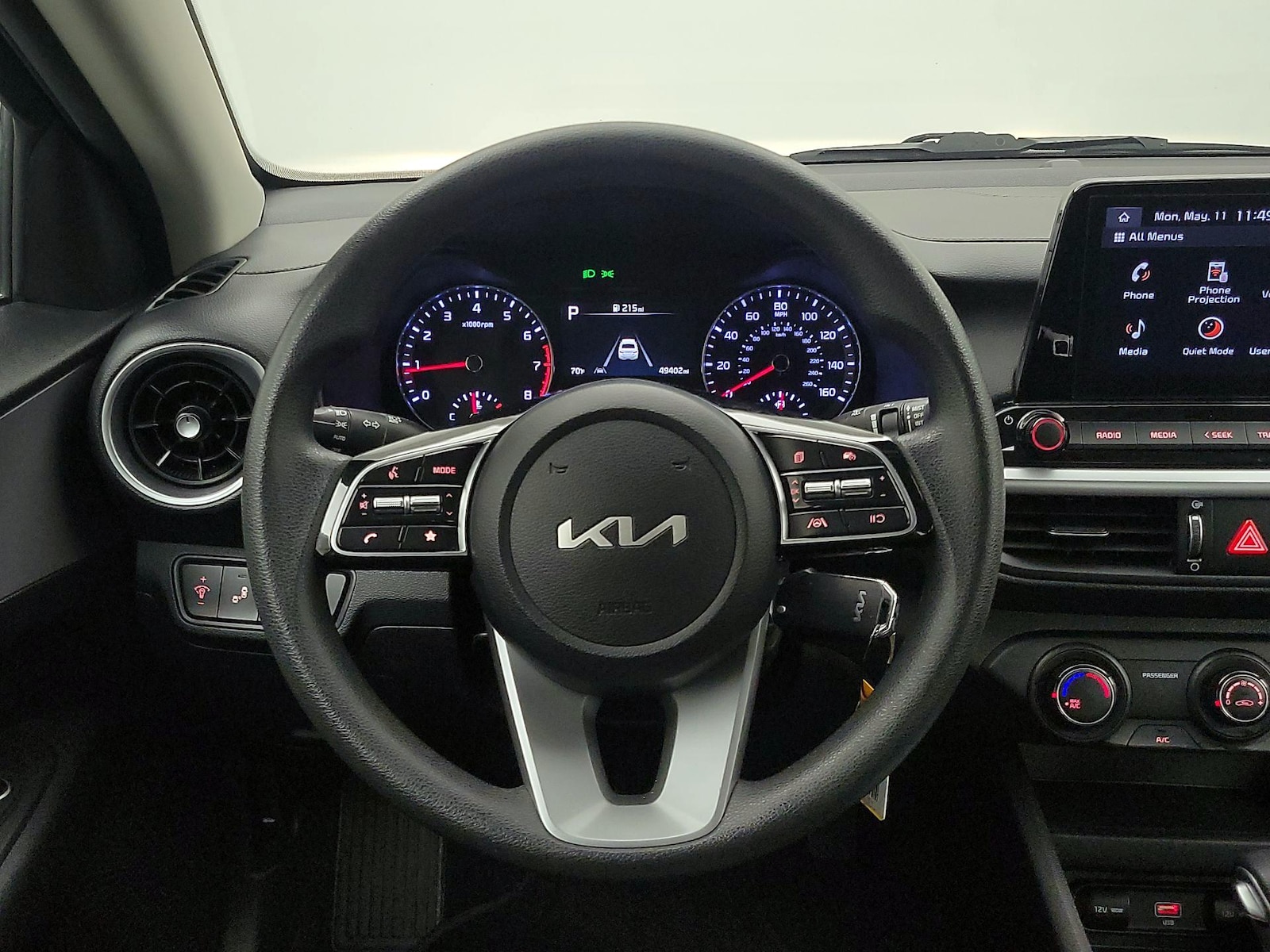 2023 Kia Forte LXS - Photo 11