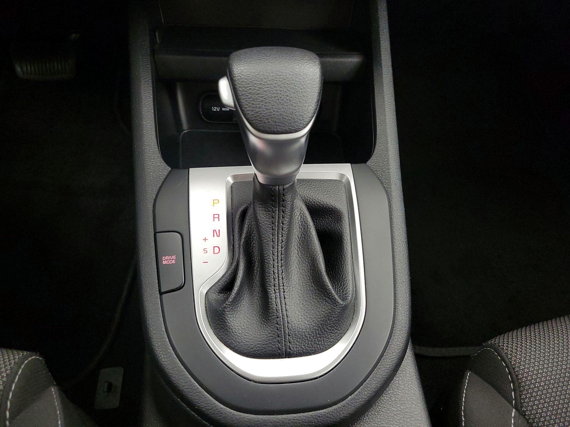 Thumbnail: 2023 Kia Forte - 17