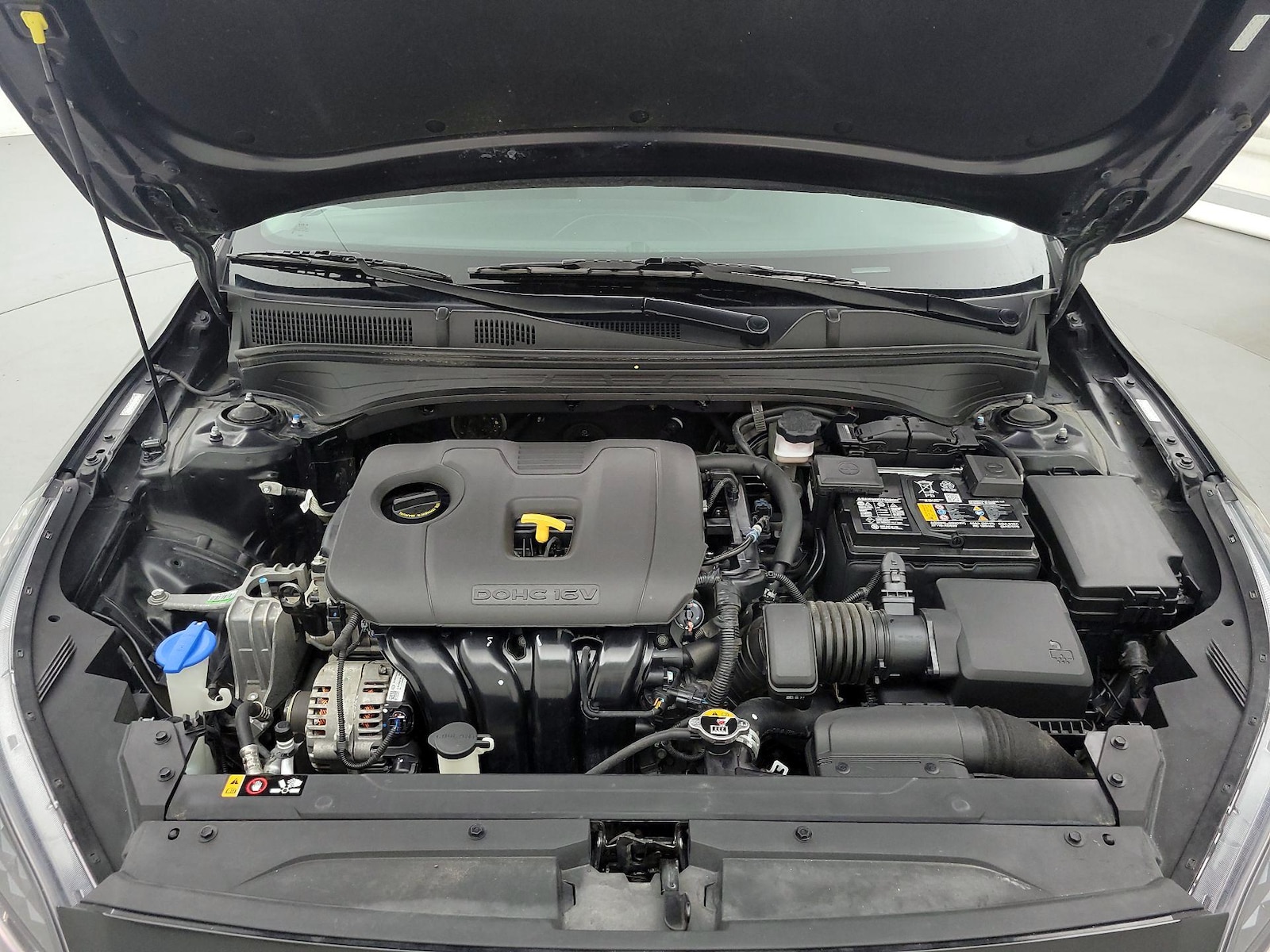 2023 Kia Forte LXS - Photo 22