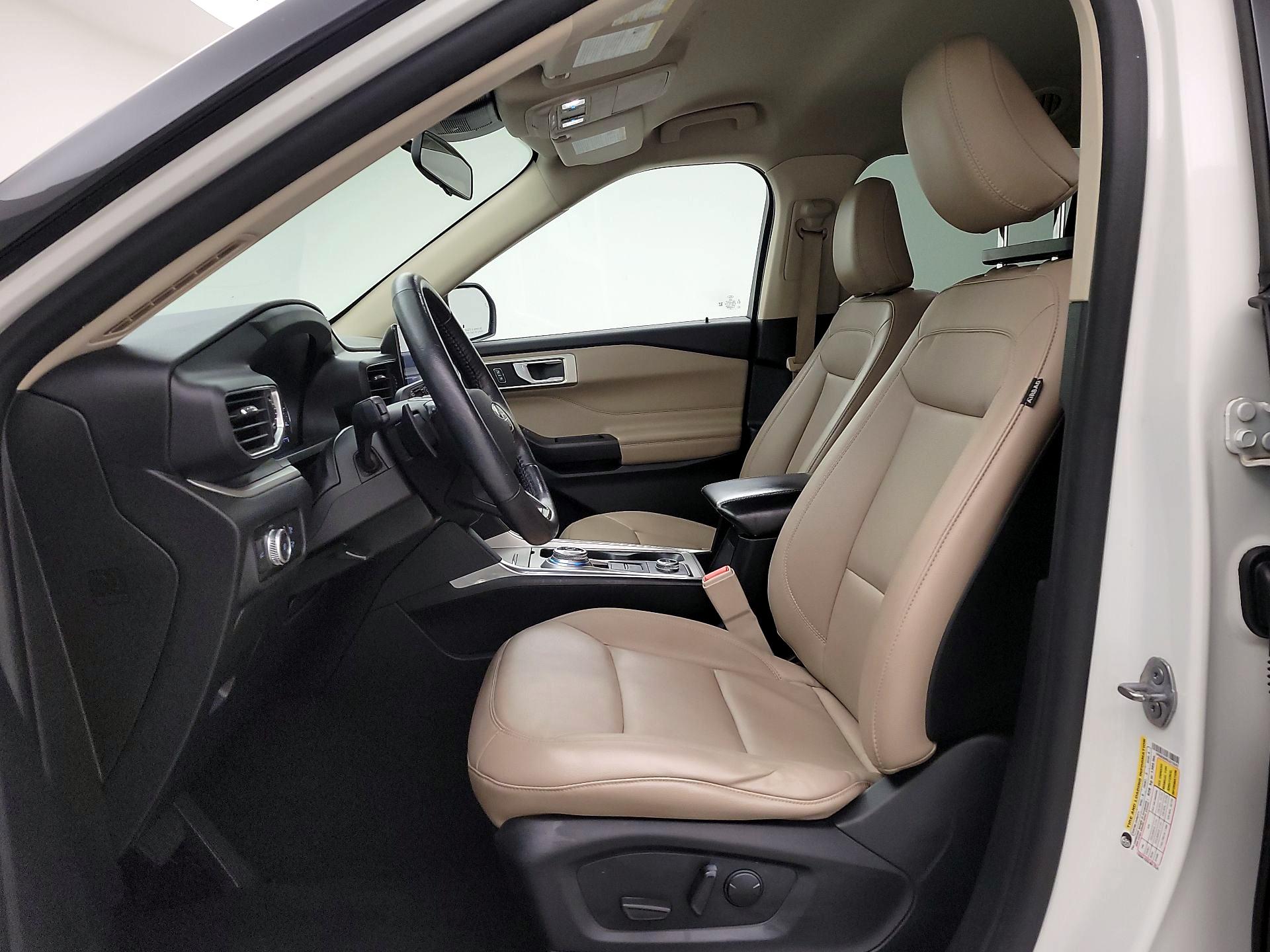 Thumbnail: 2020 Ford Explorer - 11