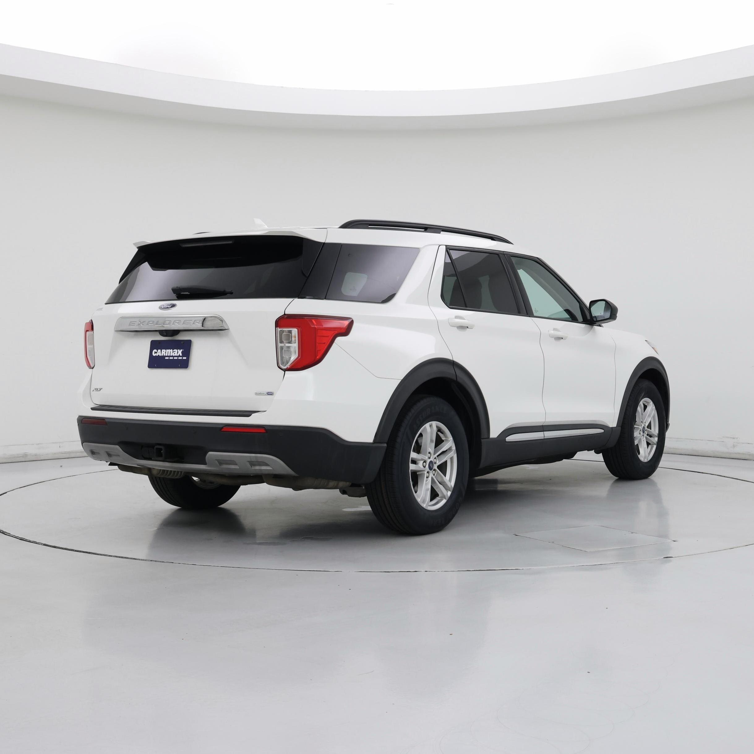 Thumbnail: 2020 Ford Explorer - 8