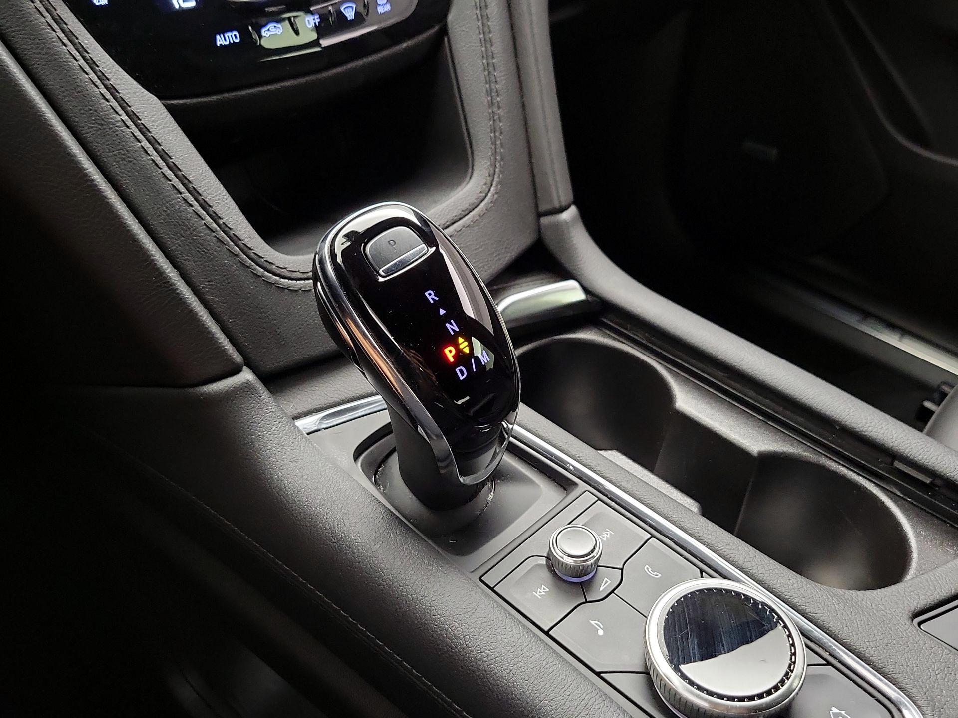 Thumbnail: 2024 Cadillac XT5 - 18