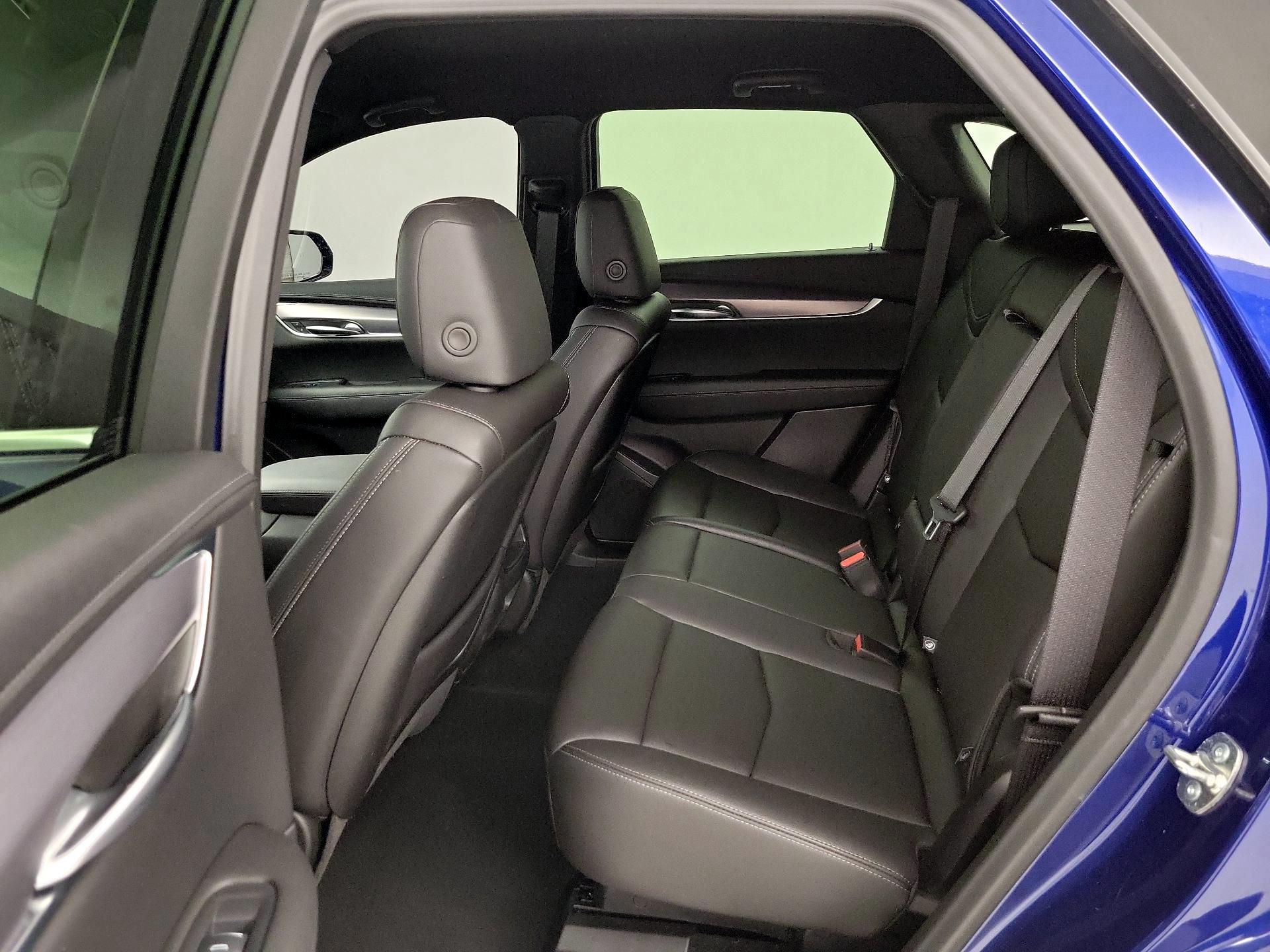 Thumbnail: 2024 Cadillac XT5 - 20