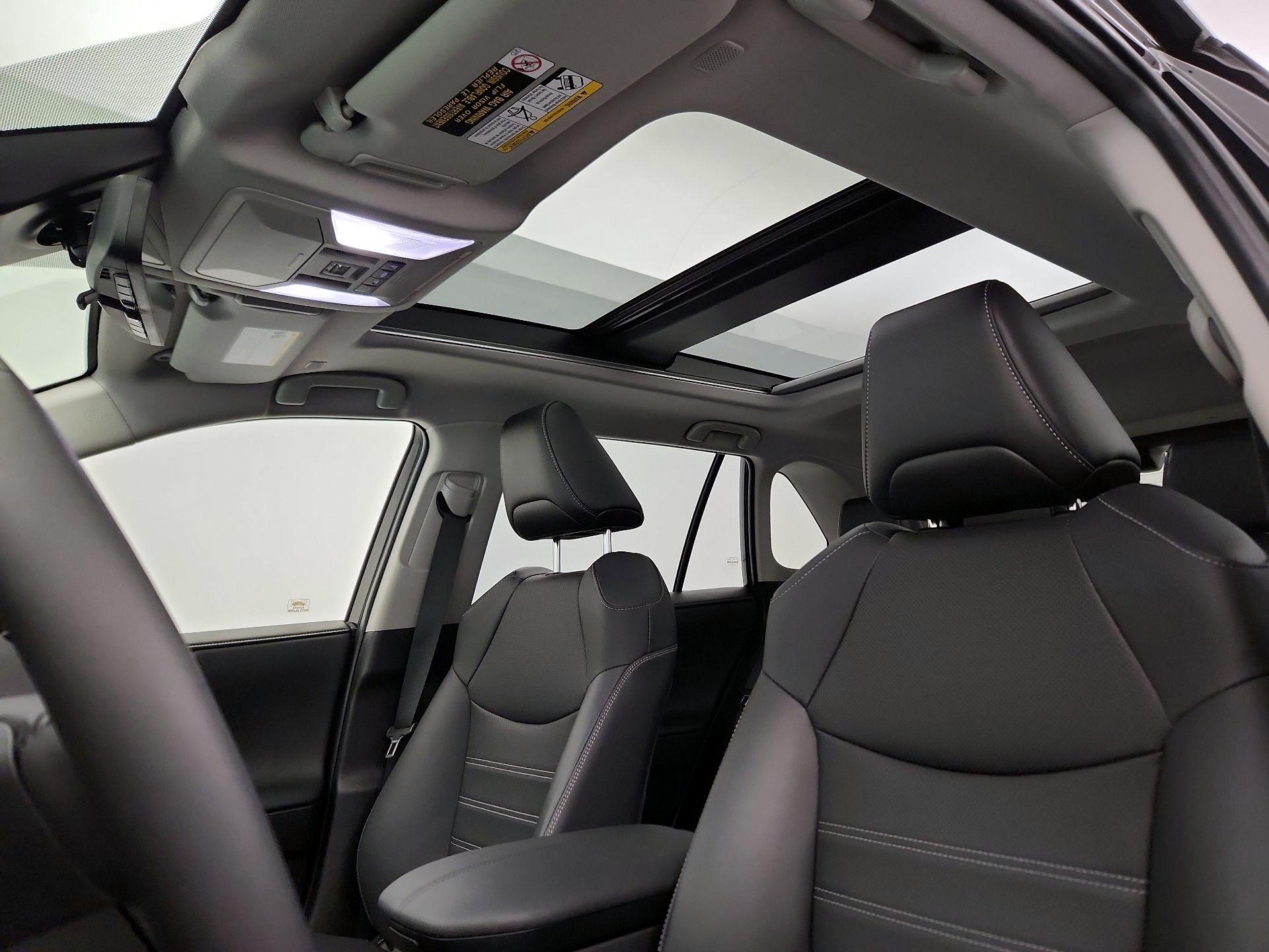 Thumbnail: 2024 Toyota RAV4 - 19