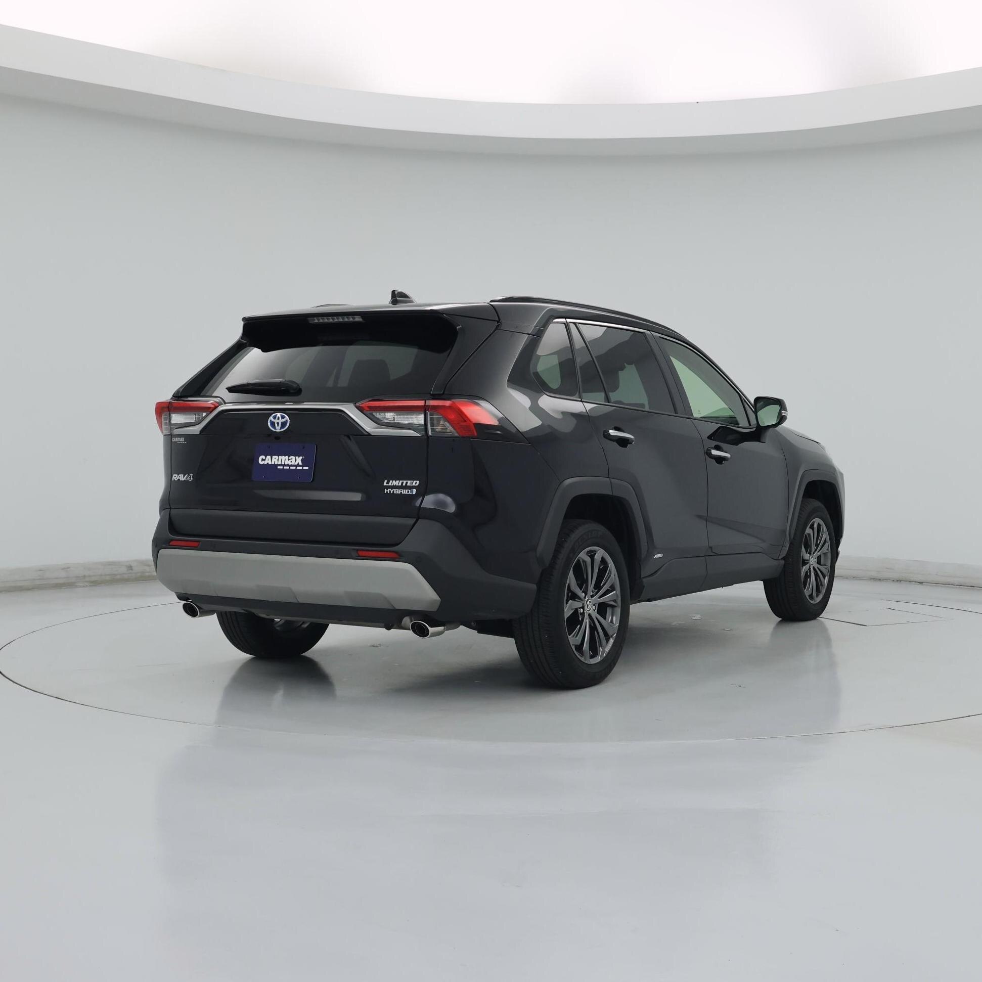Thumbnail: 2024 Toyota RAV4 - 8