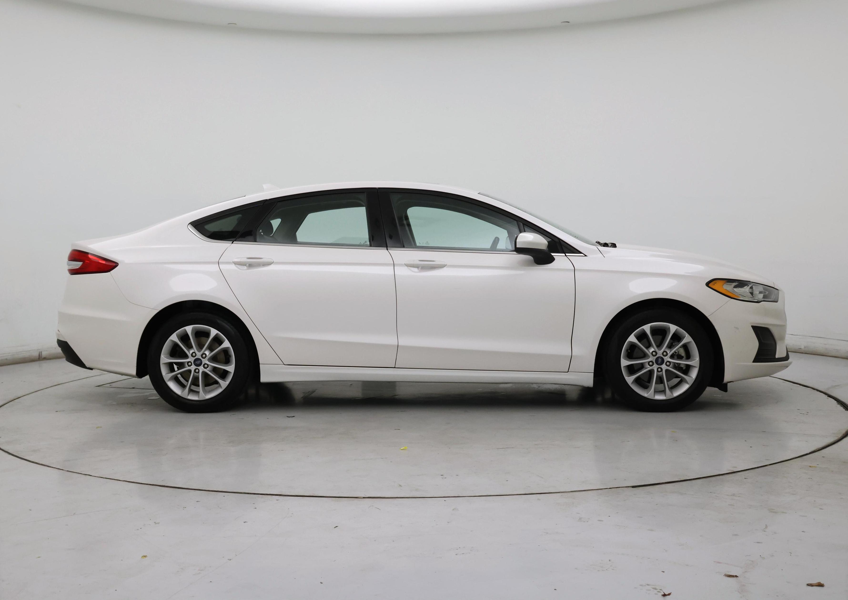 Thumbnail: 2020 Ford Fusion - 7