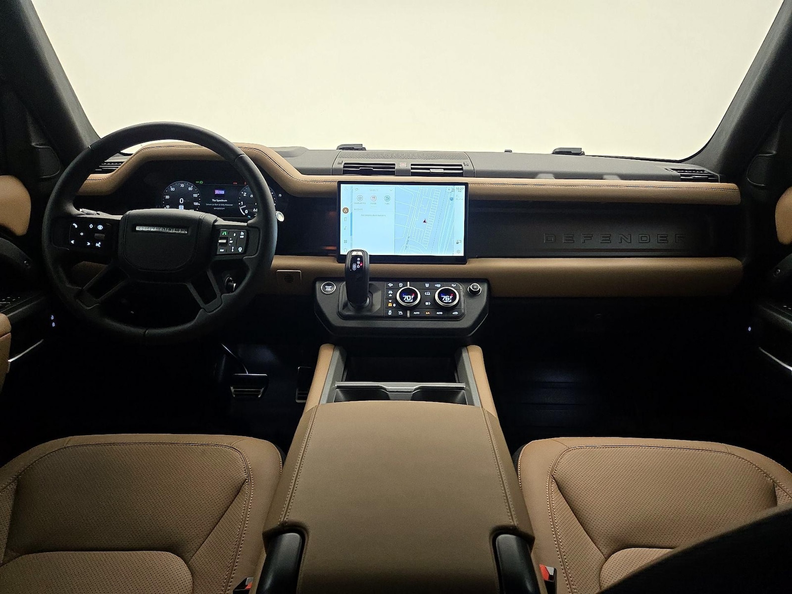 2025 Land Rover Defender X - Photo 10
