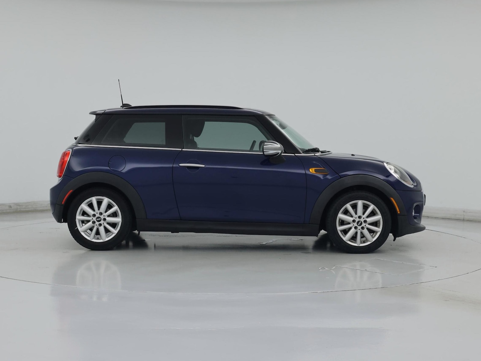 2017 MINI Cooper Base - Photo 8