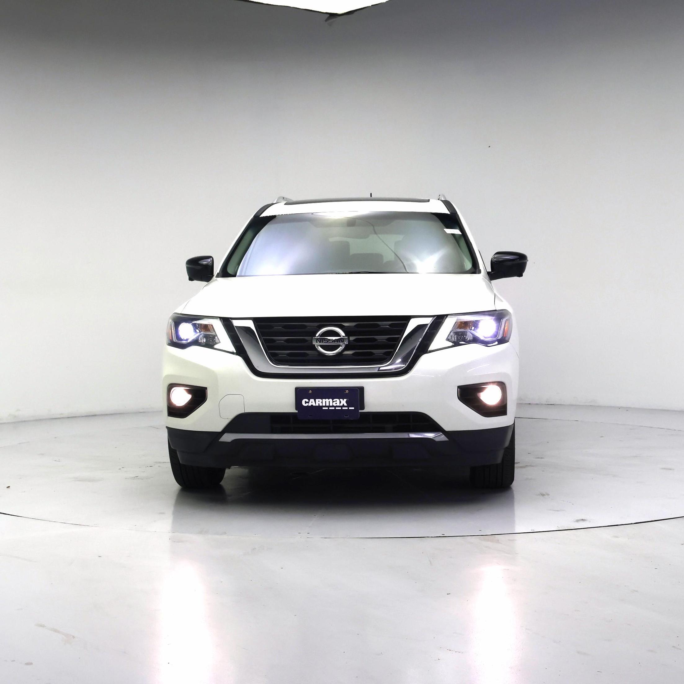 Thumbnail: 2017 Nissan Pathfinder - 5