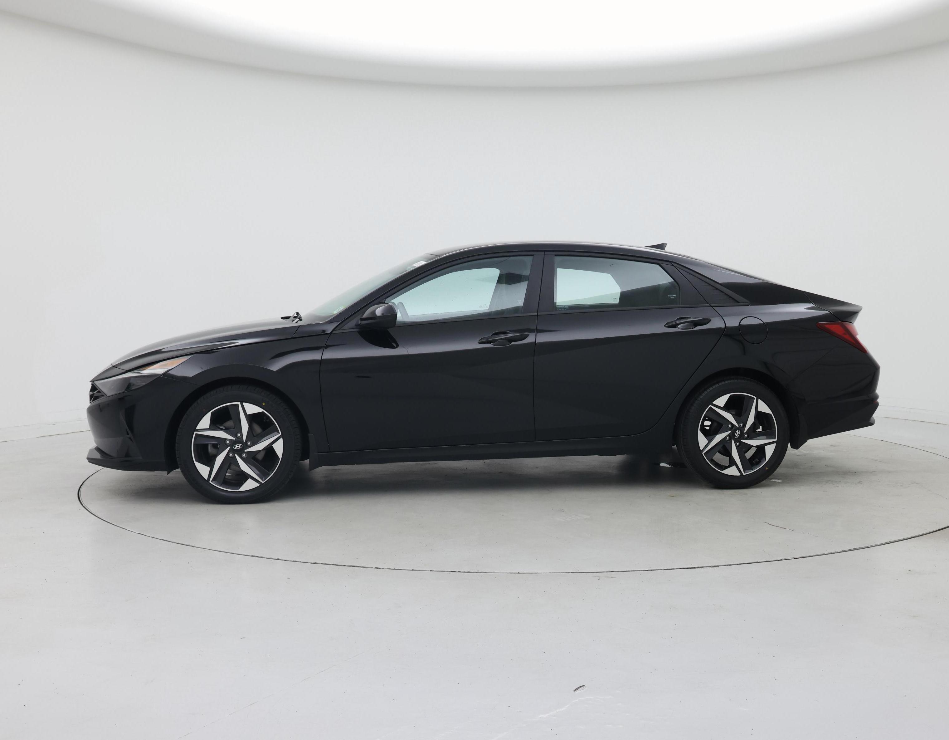 Thumbnail: 2023 Hyundai Elantra - 3