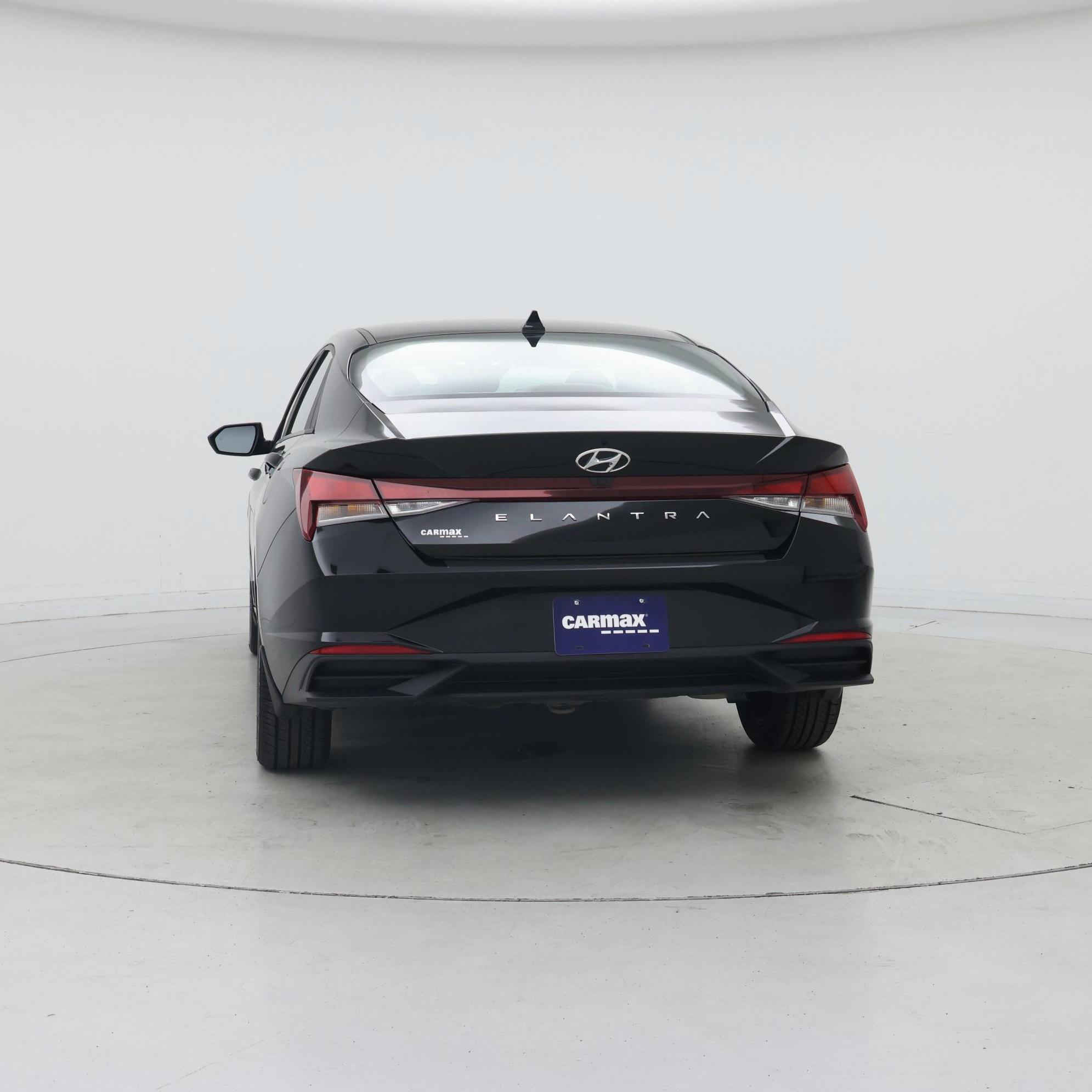 Thumbnail: 2023 Hyundai Elantra - 6