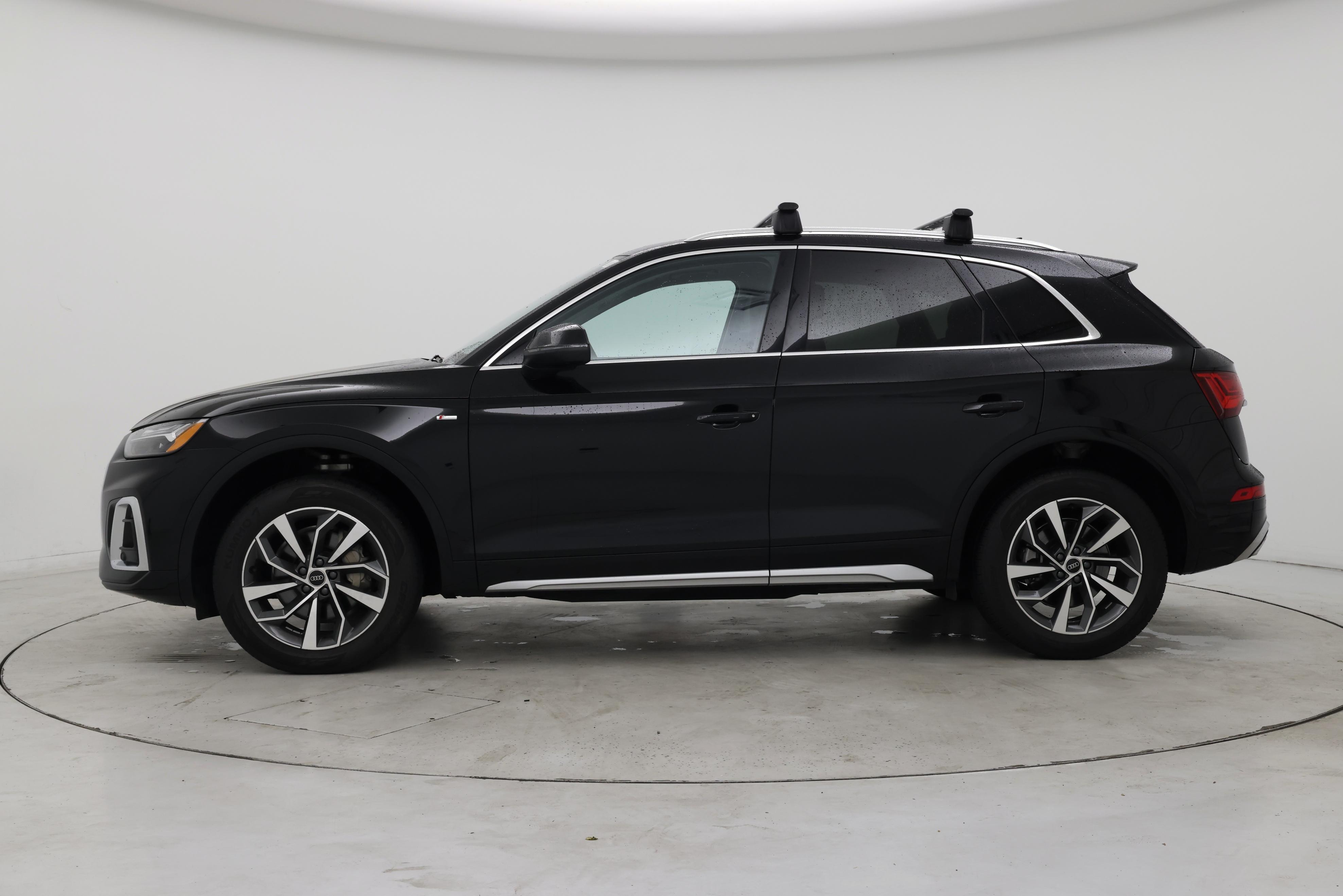 Thumbnail: 2023 Audi Q5 - 3