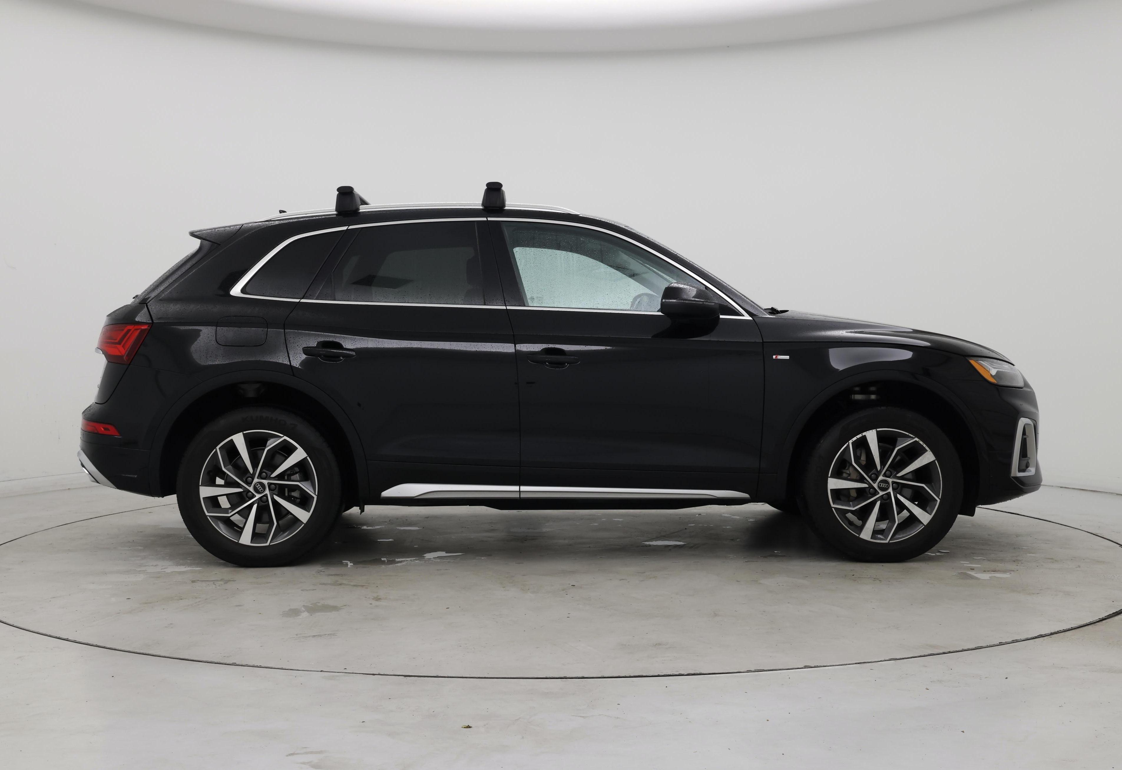 Thumbnail: 2023 Audi Q5 - 7