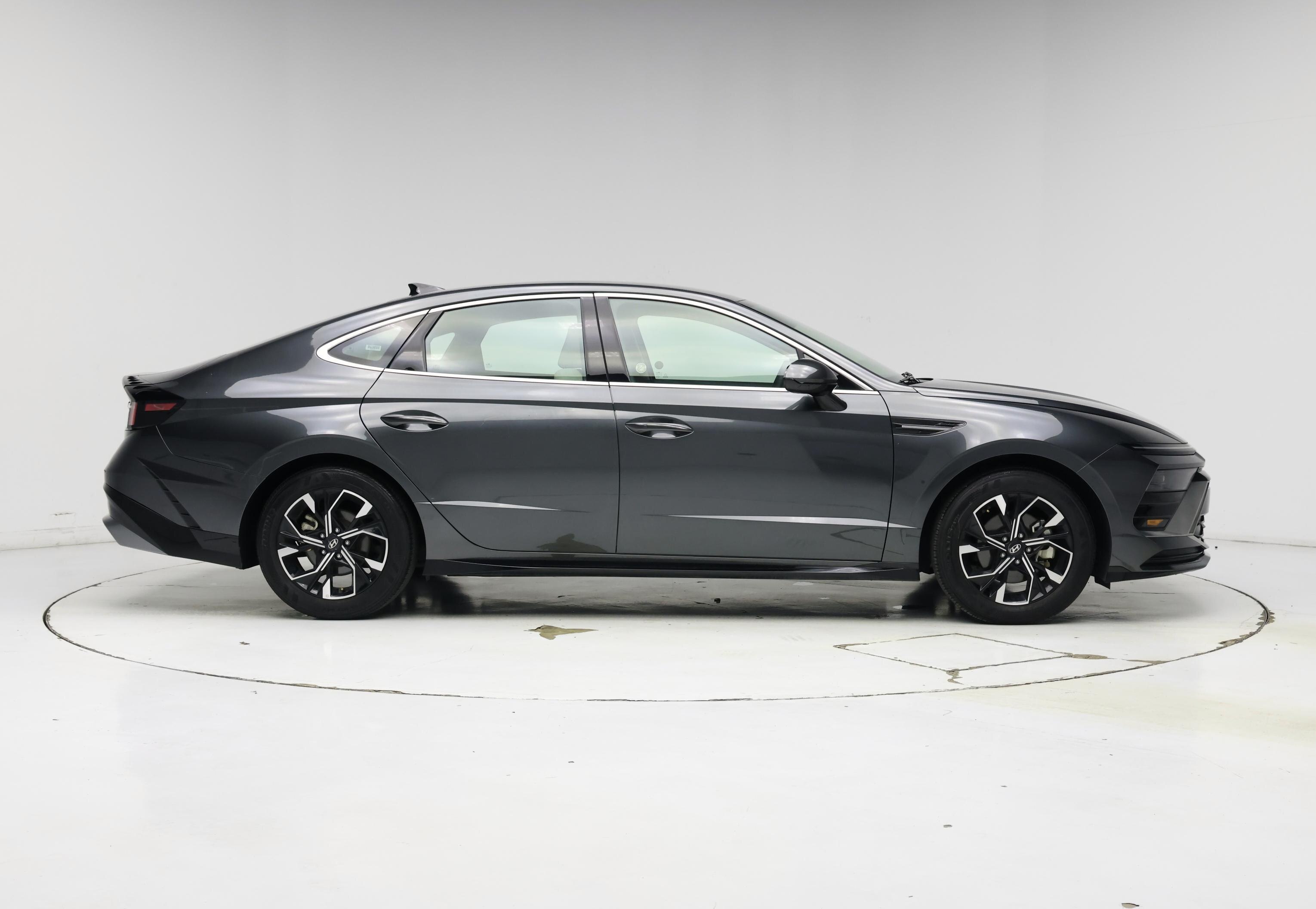 Thumbnail: 2025 Hyundai Sonata - 7