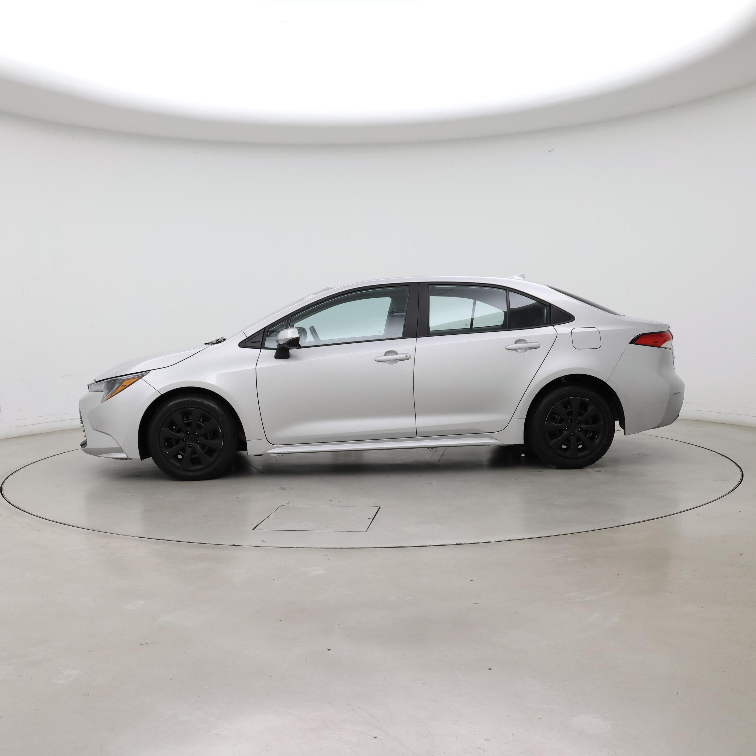 Thumbnail: 2025 Toyota Corolla - 3