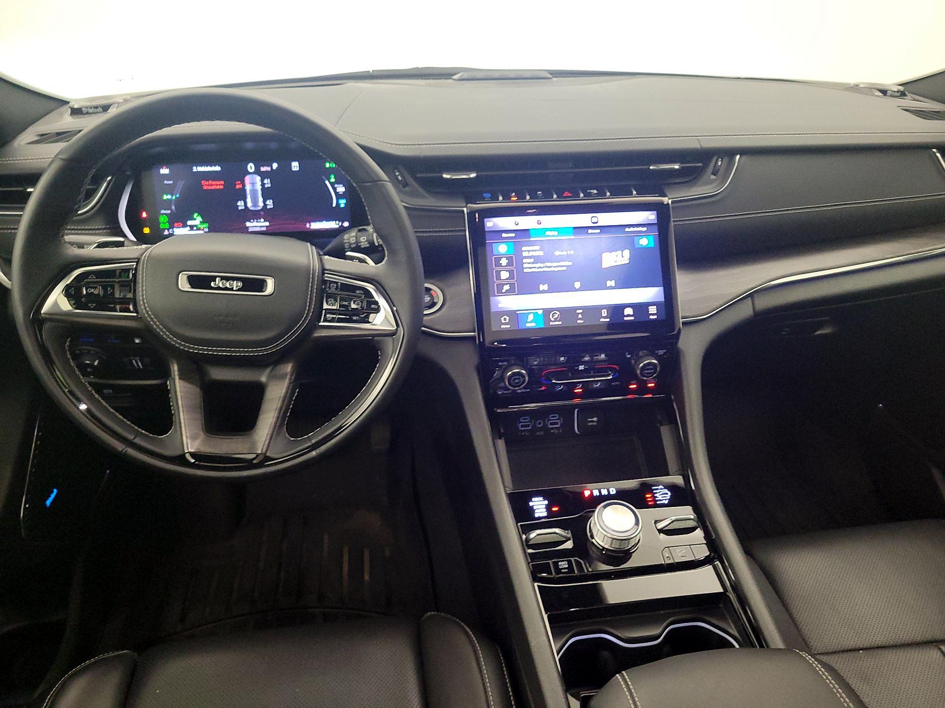 Thumbnail: 2023 Jeep Grand Cherokee - 9