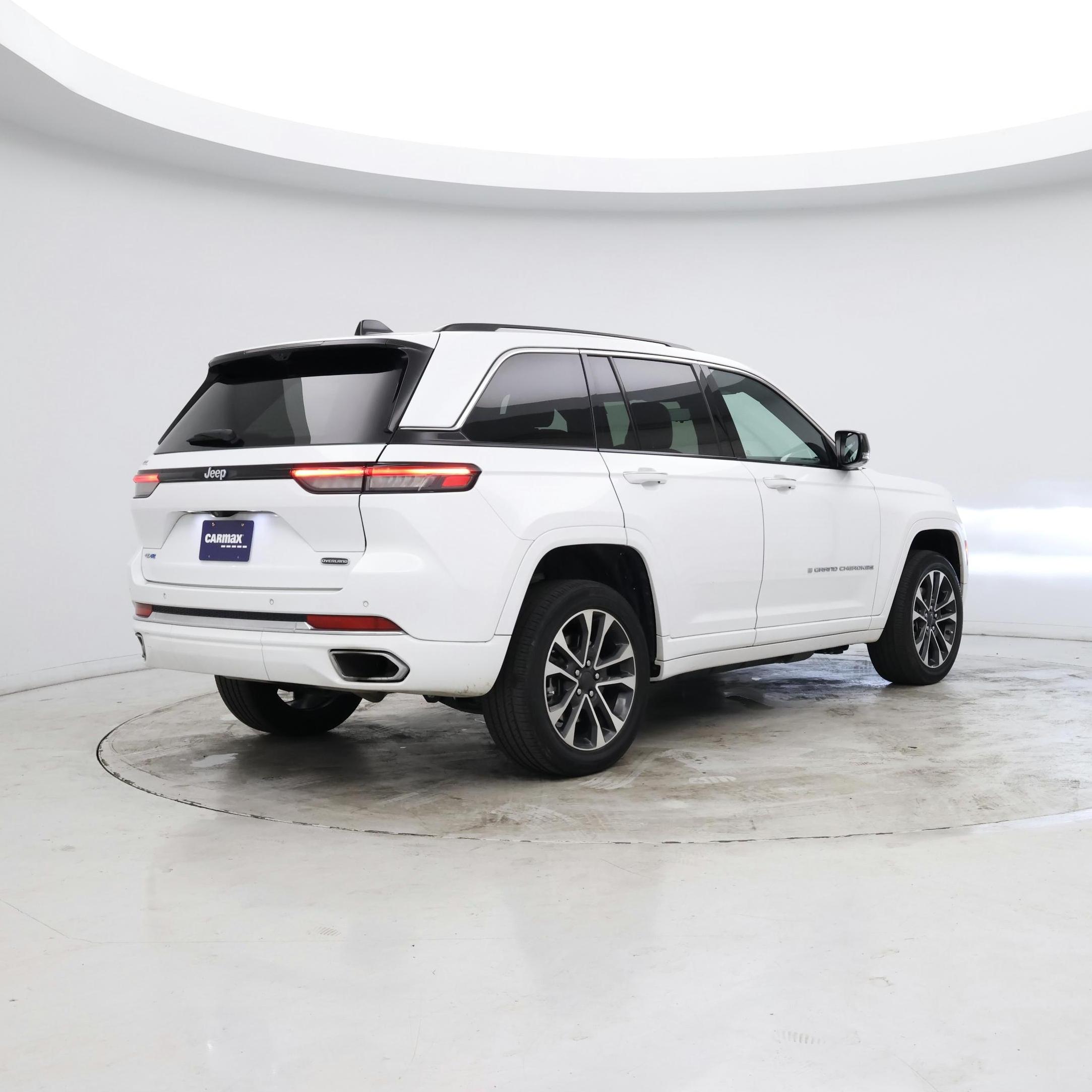 Thumbnail: 2023 Jeep Grand Cherokee - 6