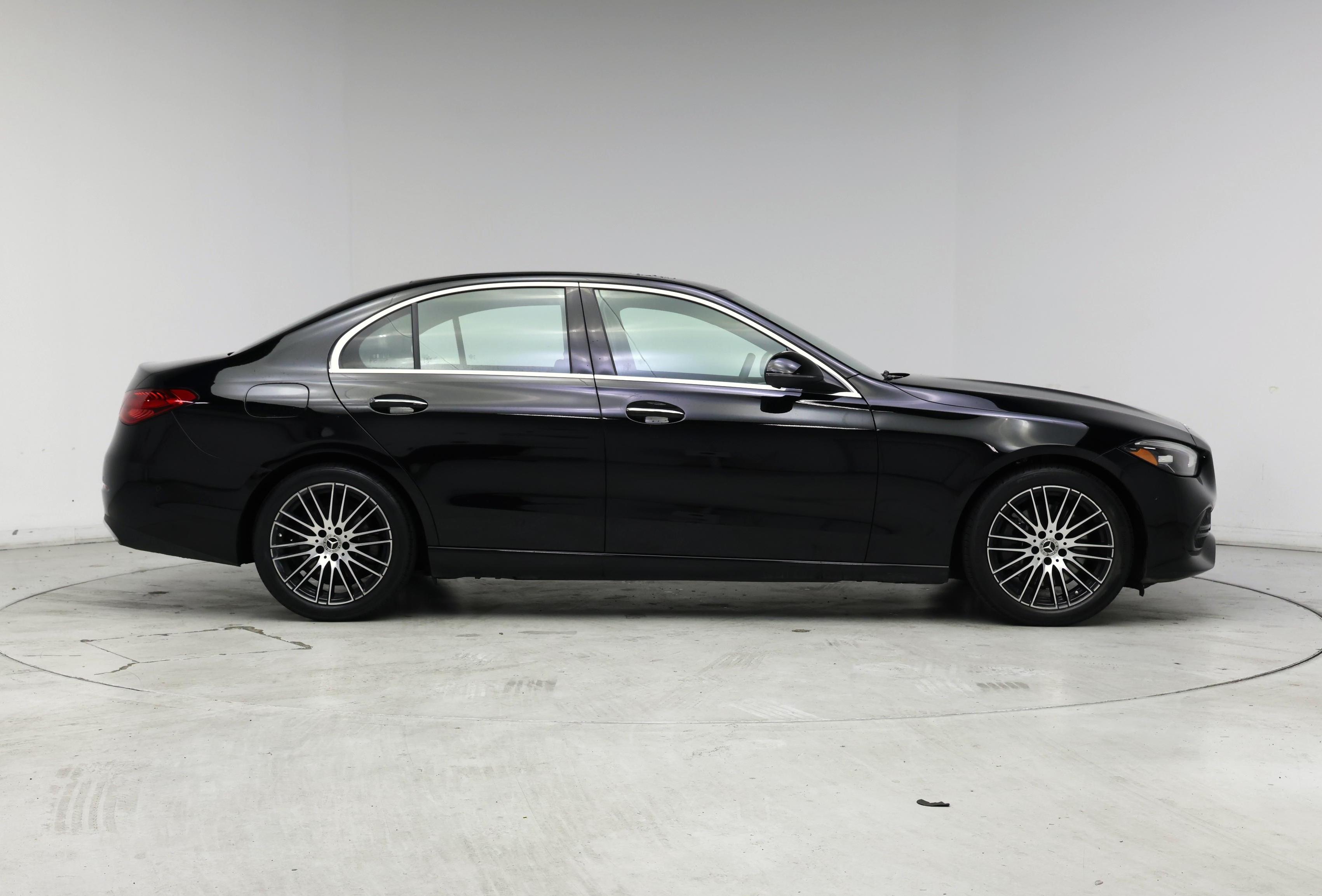 Thumbnail: 2025 Mercedes-Benz C-Class - 7