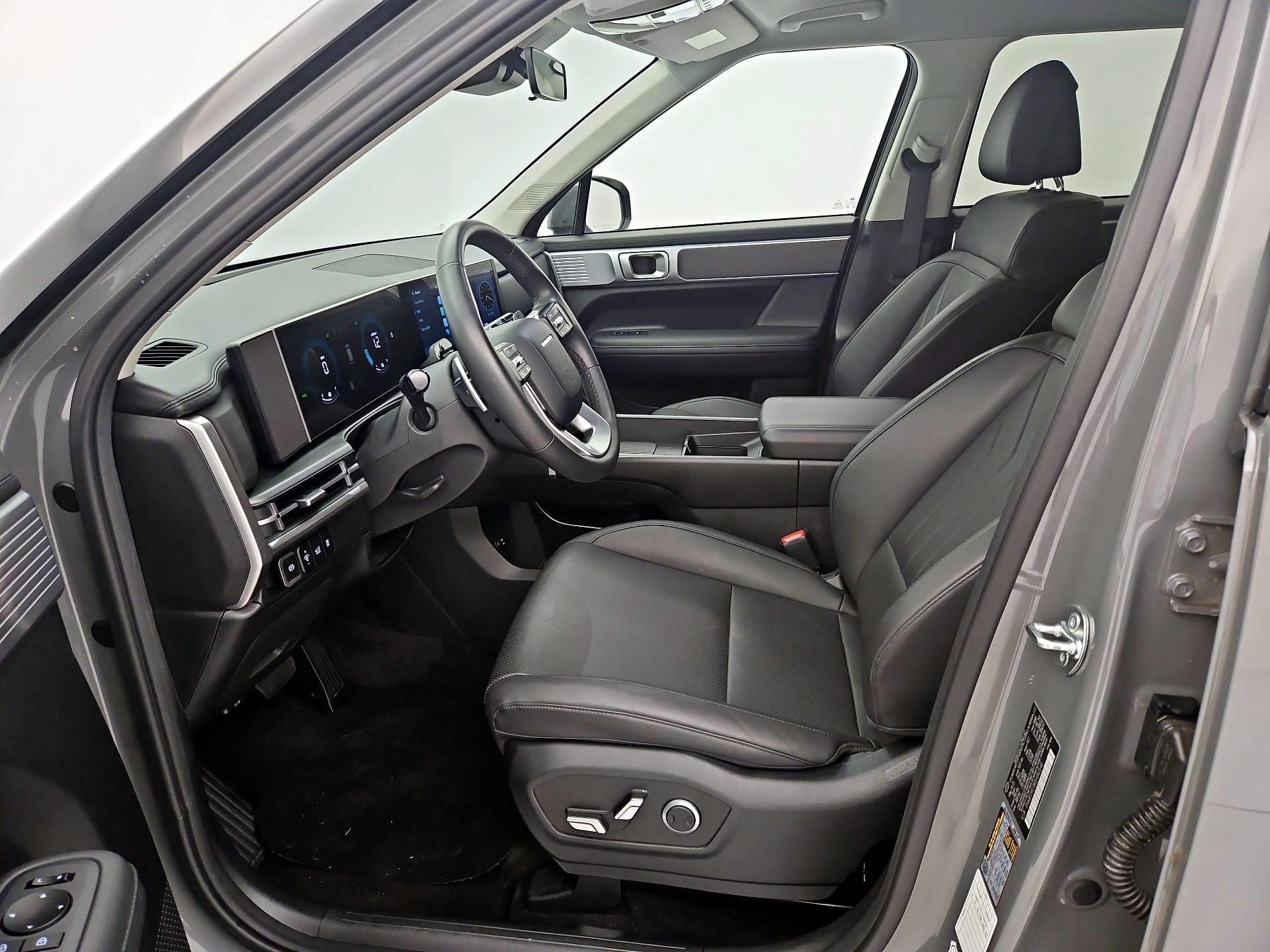 Thumbnail: 2025 Hyundai Santa Fe - 11