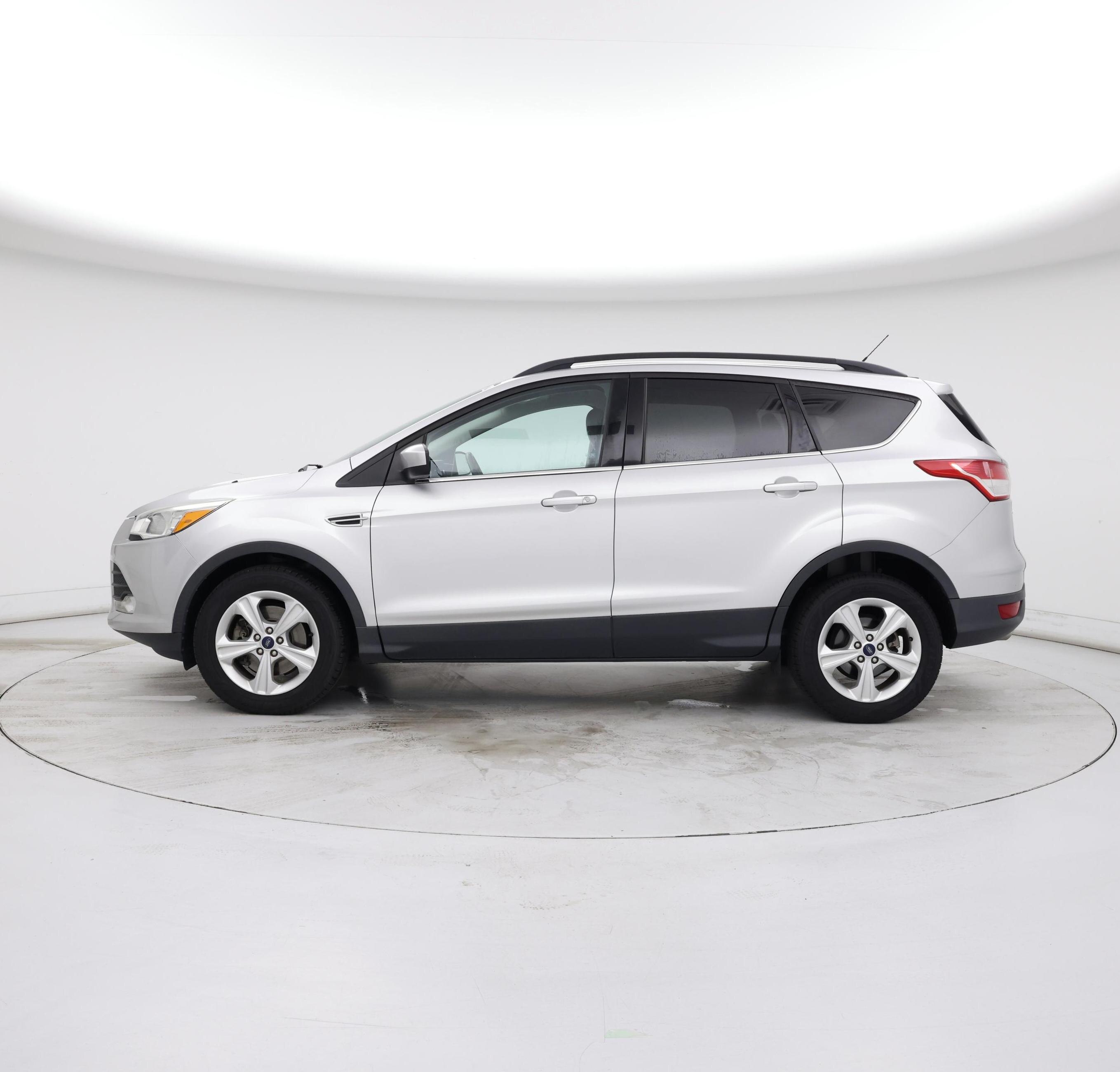 Thumbnail: 2015 Ford Escape - 3