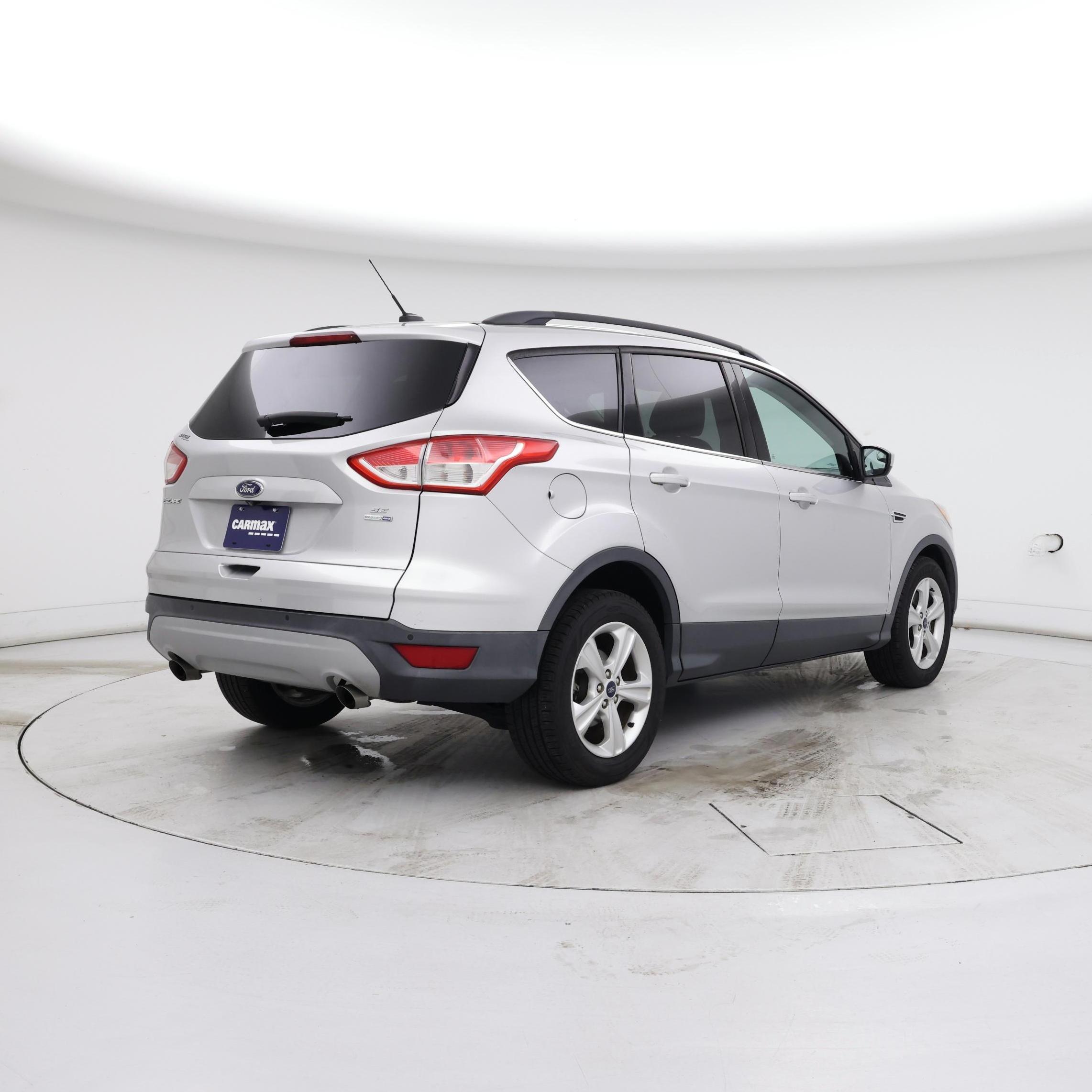 Thumbnail: 2015 Ford Escape - 8