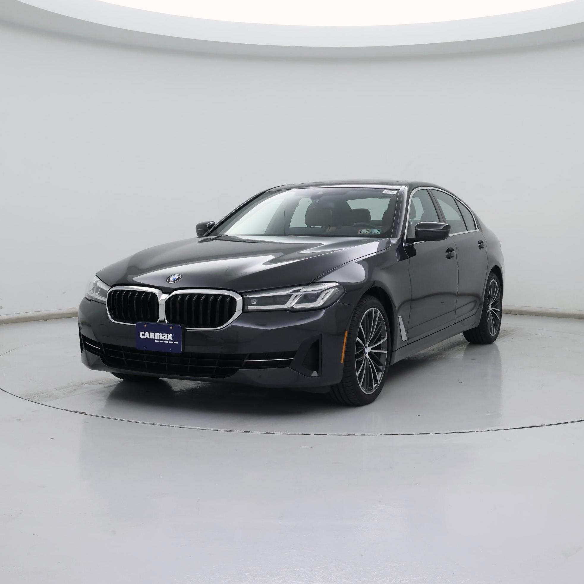 Thumbnail: 2023 BMW 5 Series - 4