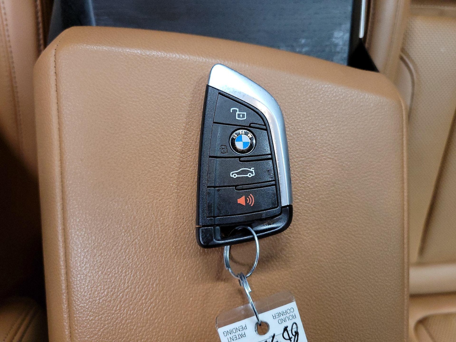 2023 BMW 3 Series 330e - Photo 20