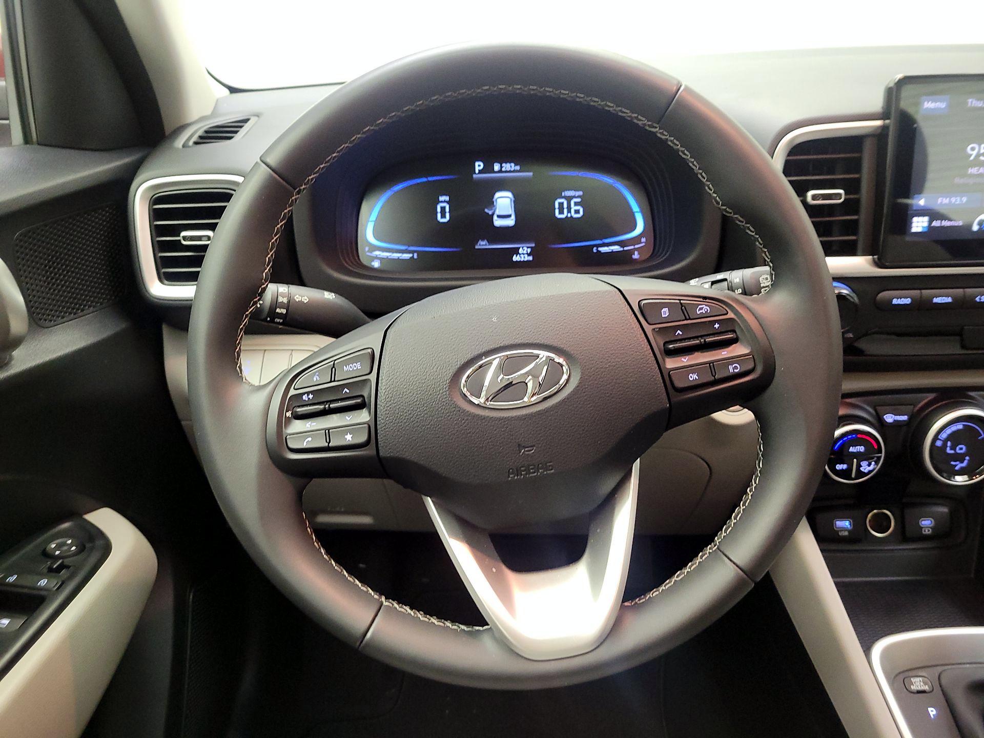 Thumbnail: 2025 Hyundai Venue - 10