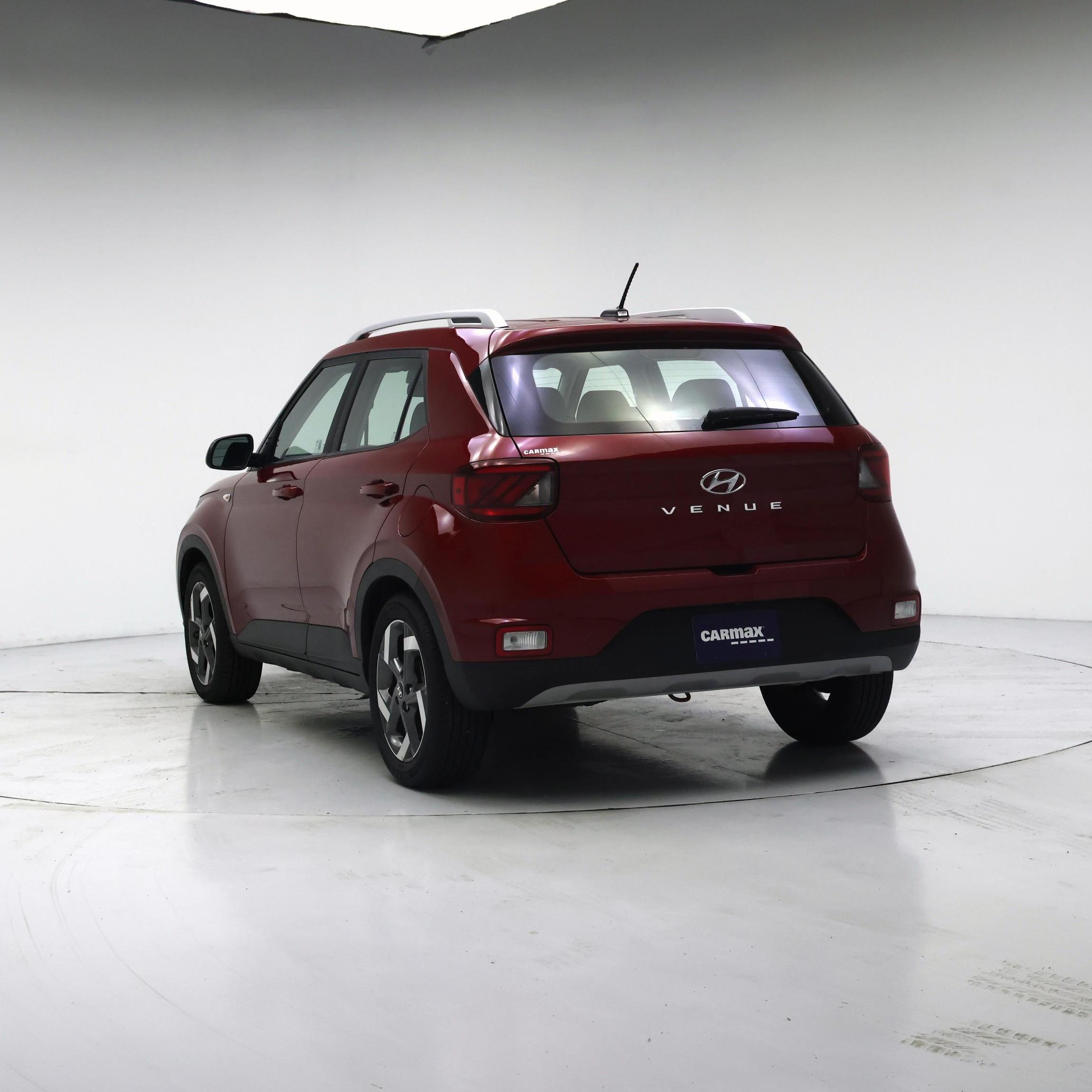 Thumbnail: 2025 Hyundai Venue - 2