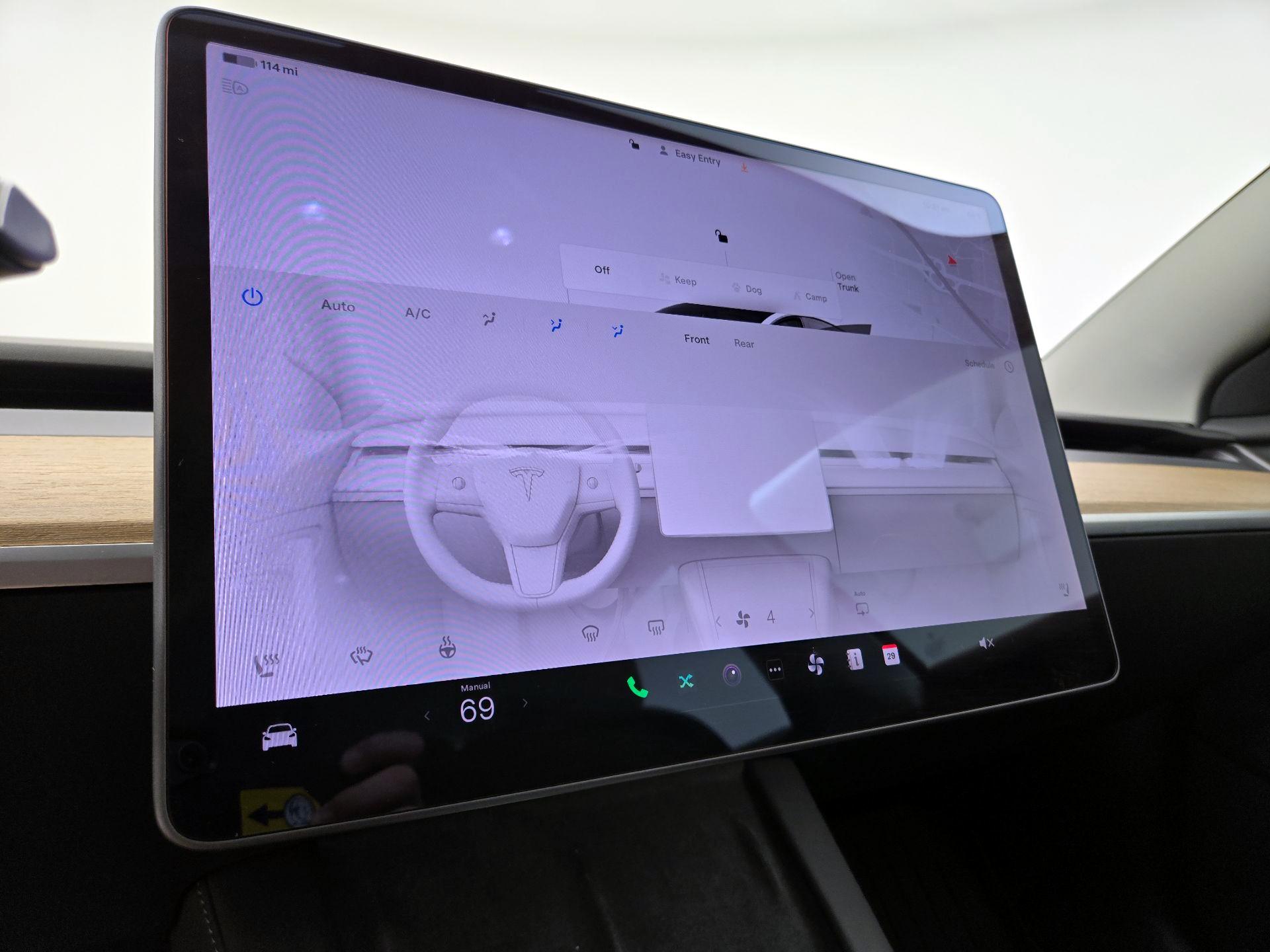 Thumbnail: 2022 Tesla Model 3 - 16