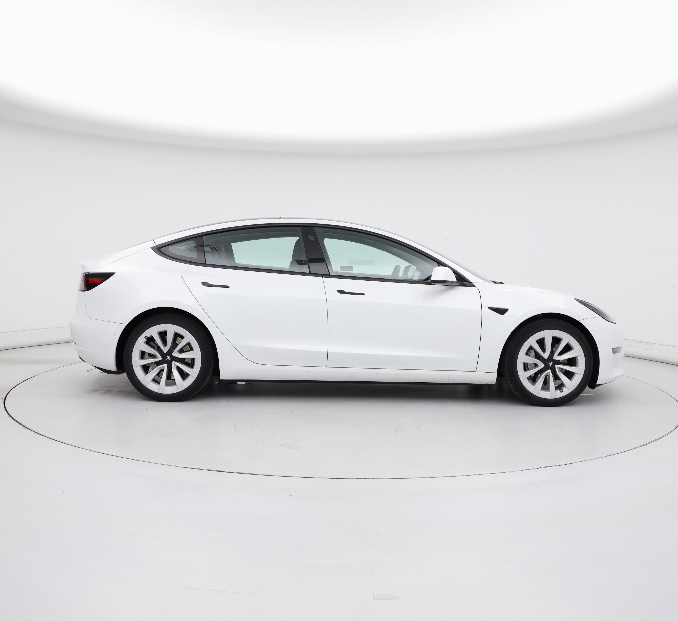 Thumbnail: 2022 Tesla Model 3 - 7