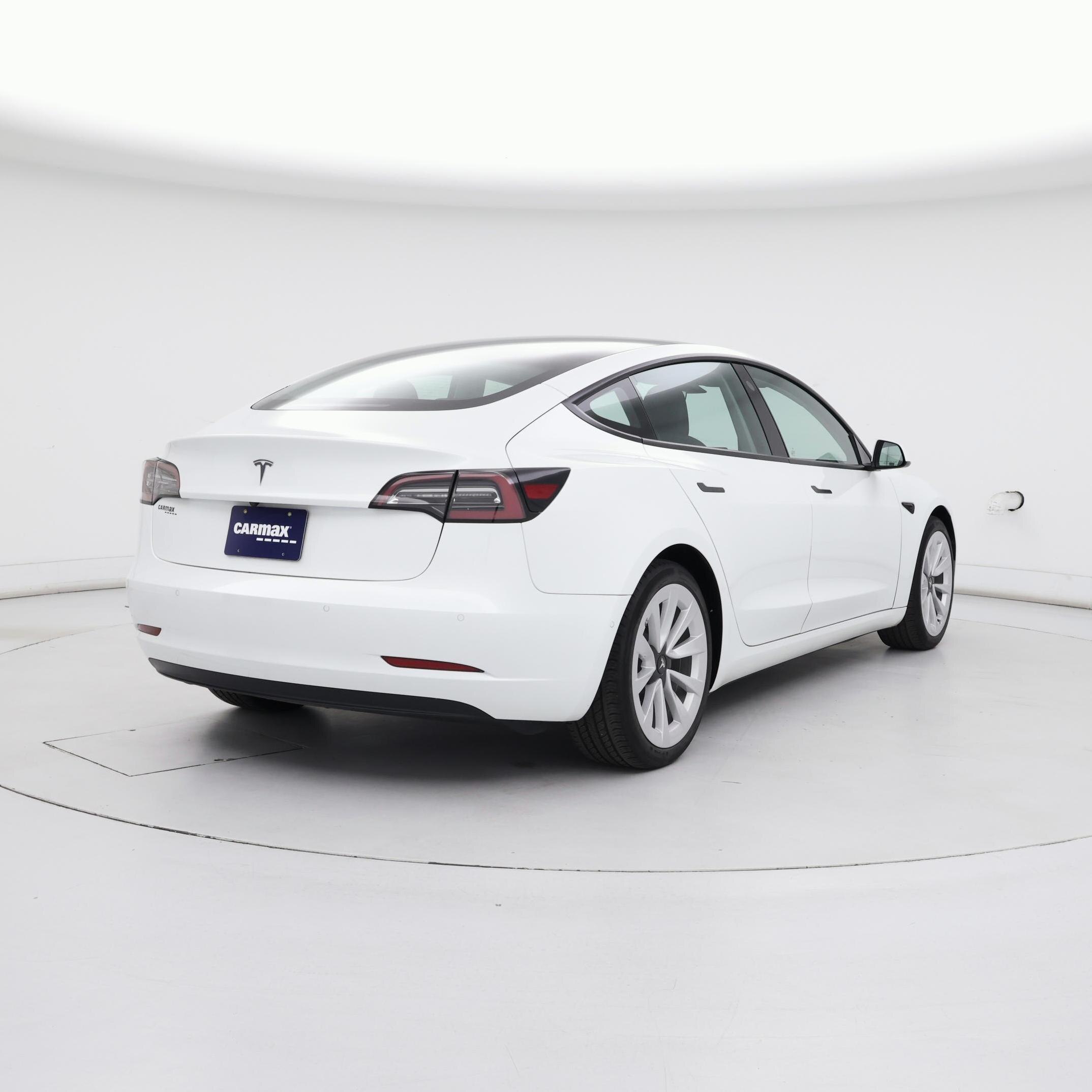 Thumbnail: 2022 Tesla Model 3 - 8