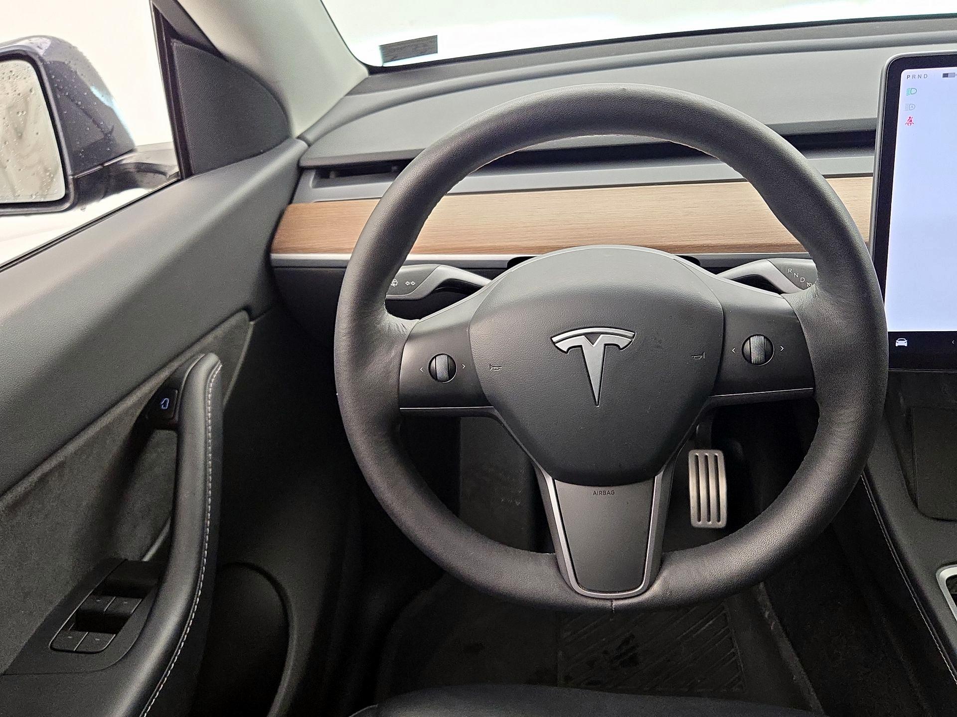 Thumbnail: 2022 Tesla Model Y - 10